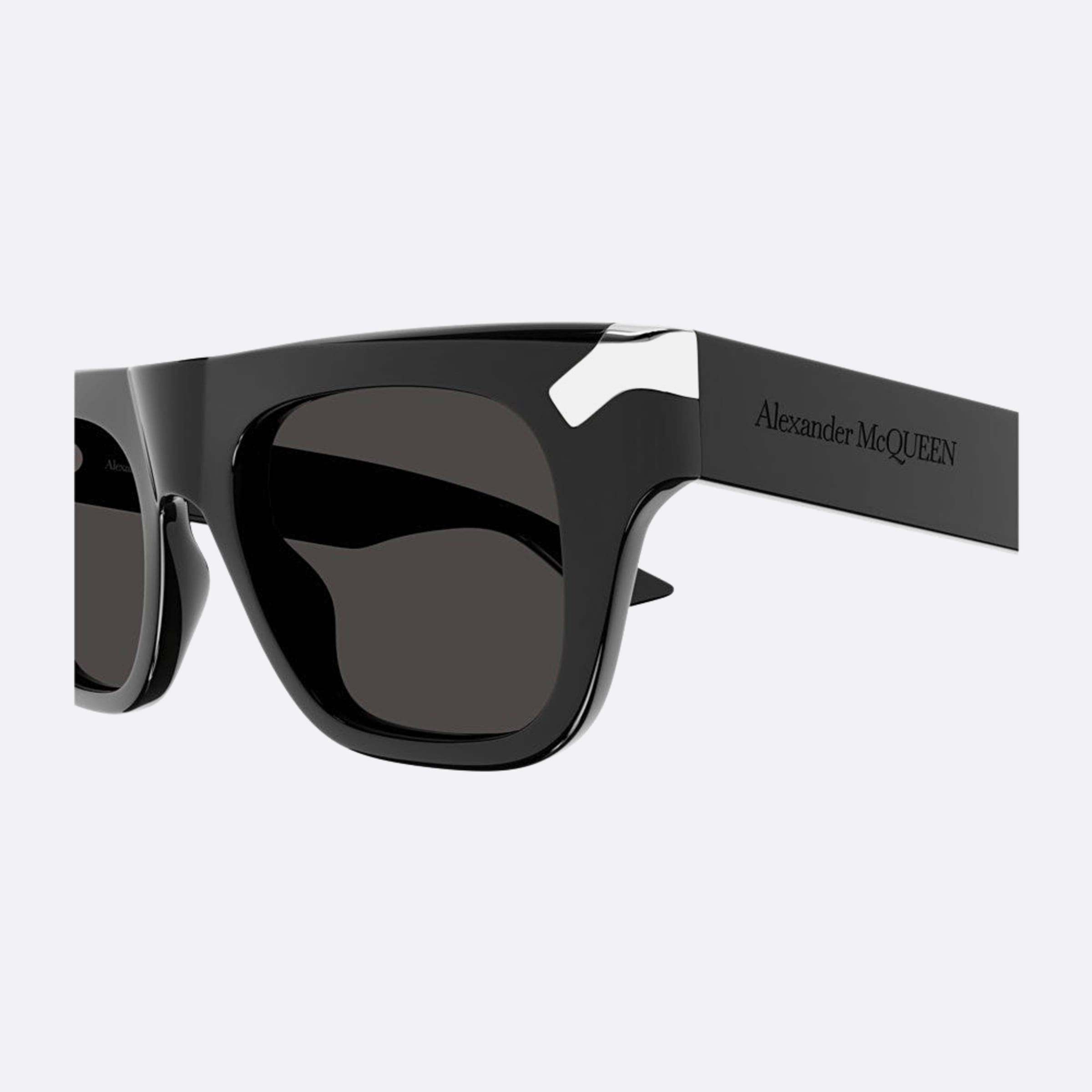Alexander 51mm Mcqueen Black Squared Man Sunglasses - Detail View