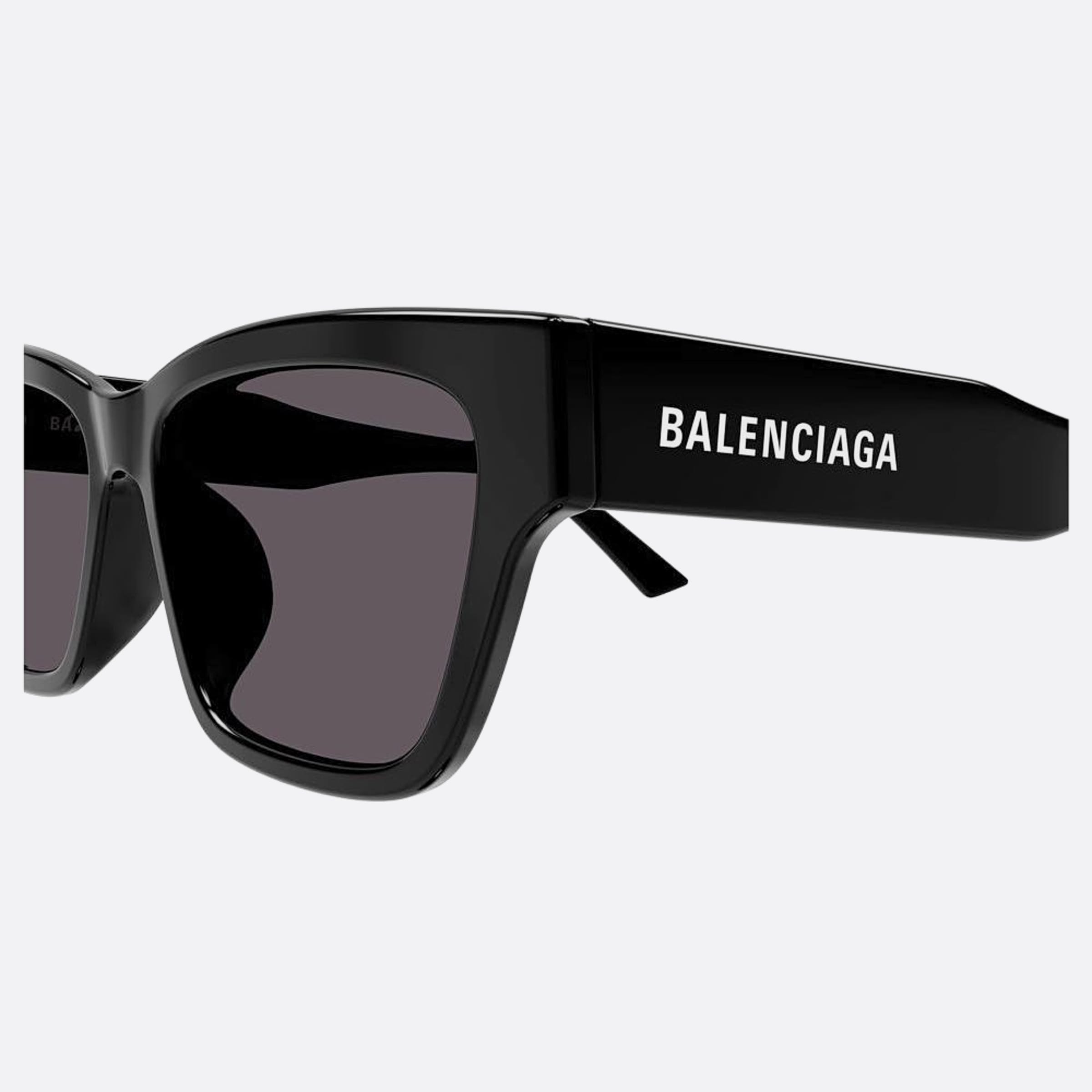 Balenciaga 56mm Bb0307sa Black Squared Woman Sunglasses - Detail View