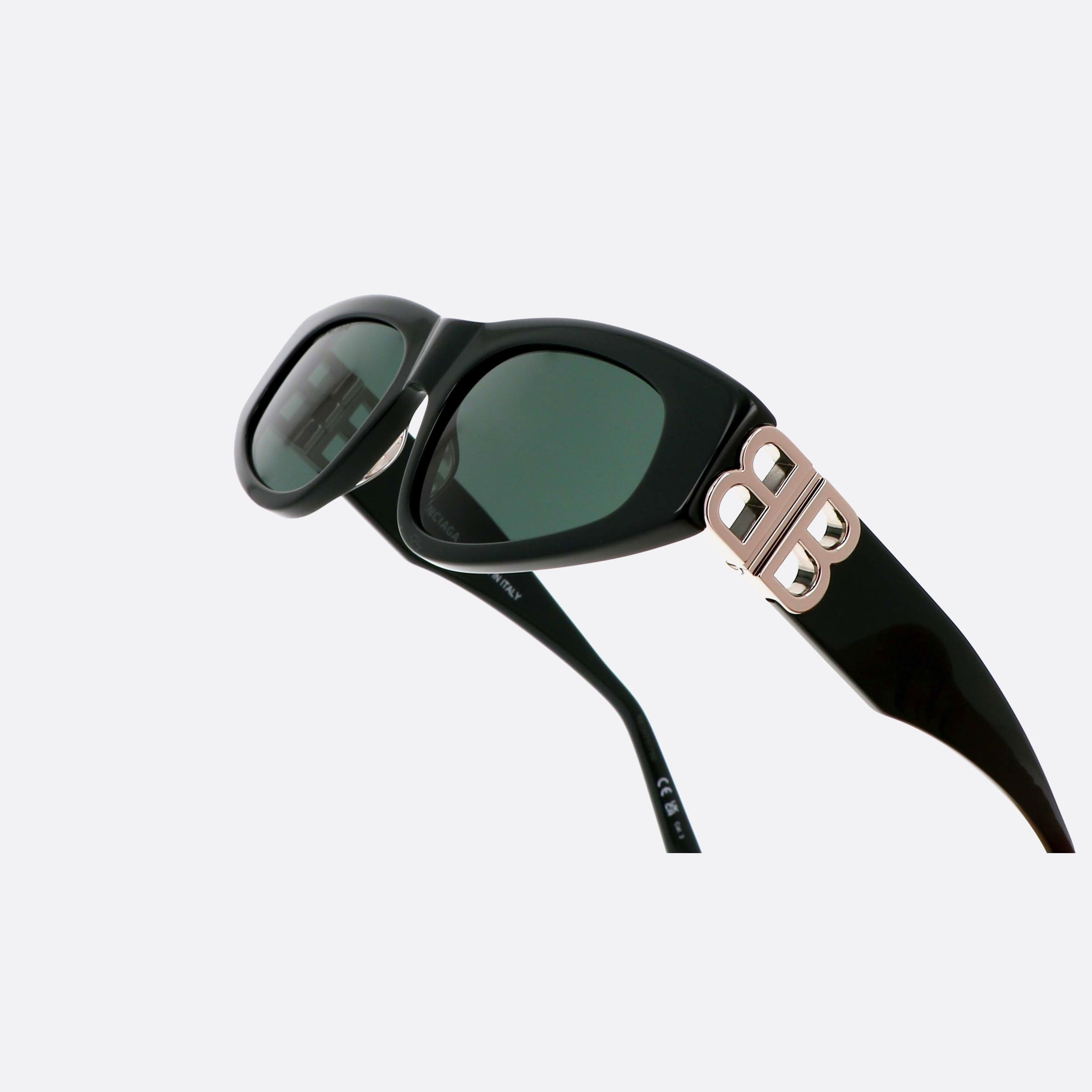 Balenciaga 53mm Dynasty Green Oval Woman Sunglasses - Lifestyle Shot