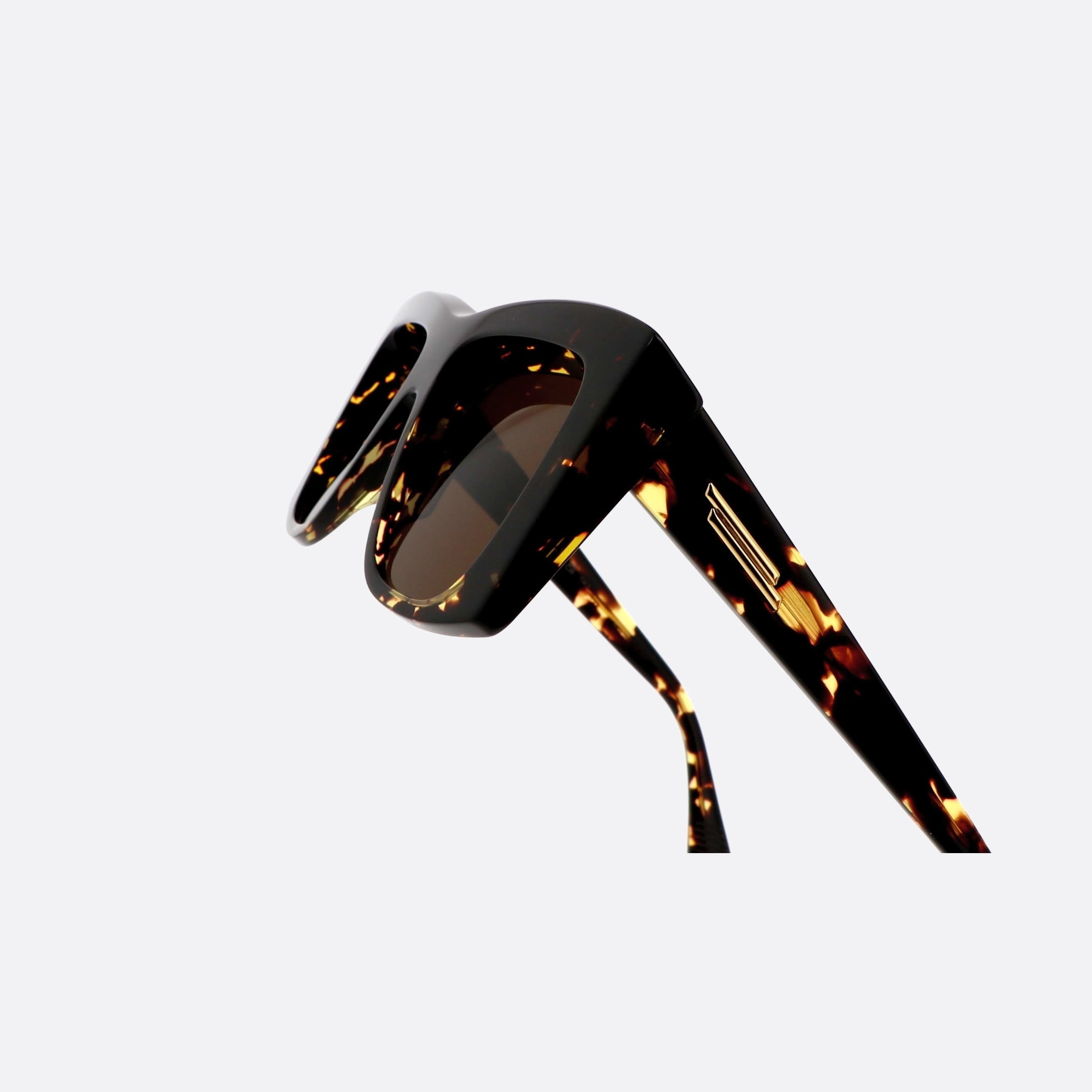Bottega 54mm Veneta New Classic Havana Squared Woman Sunglasses - Lifestyle Shot