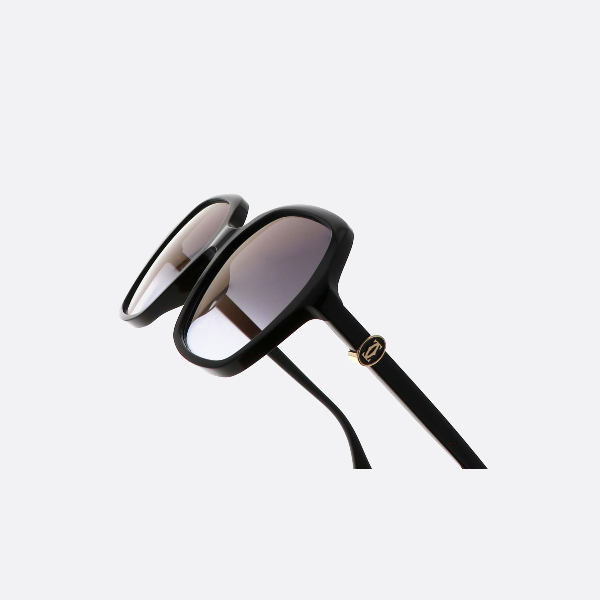 Cartier 57mm Contemporary Bgh Black Oversize Women Sunglasses - Lifestyle Shot