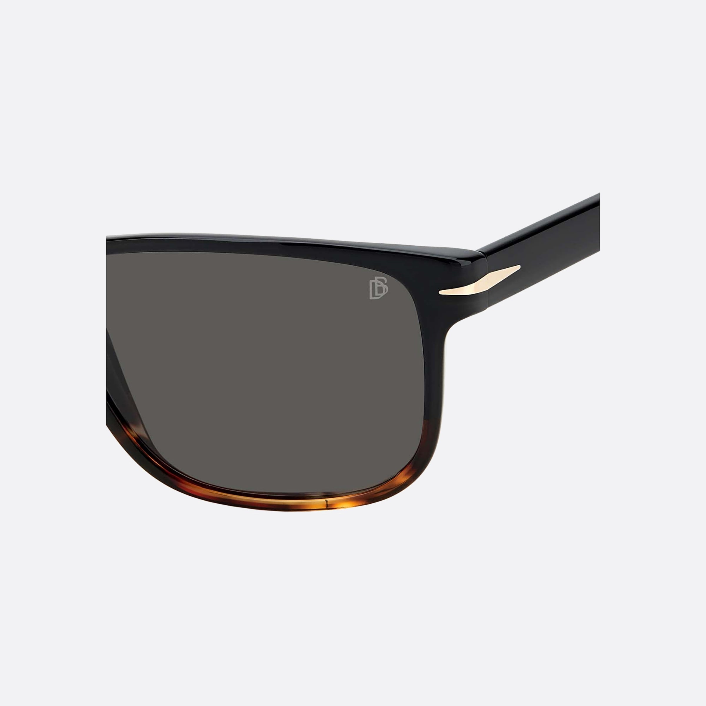 David 57mm Beckham 37n Black Squared Men Sunglasses - Lifestyle Shot