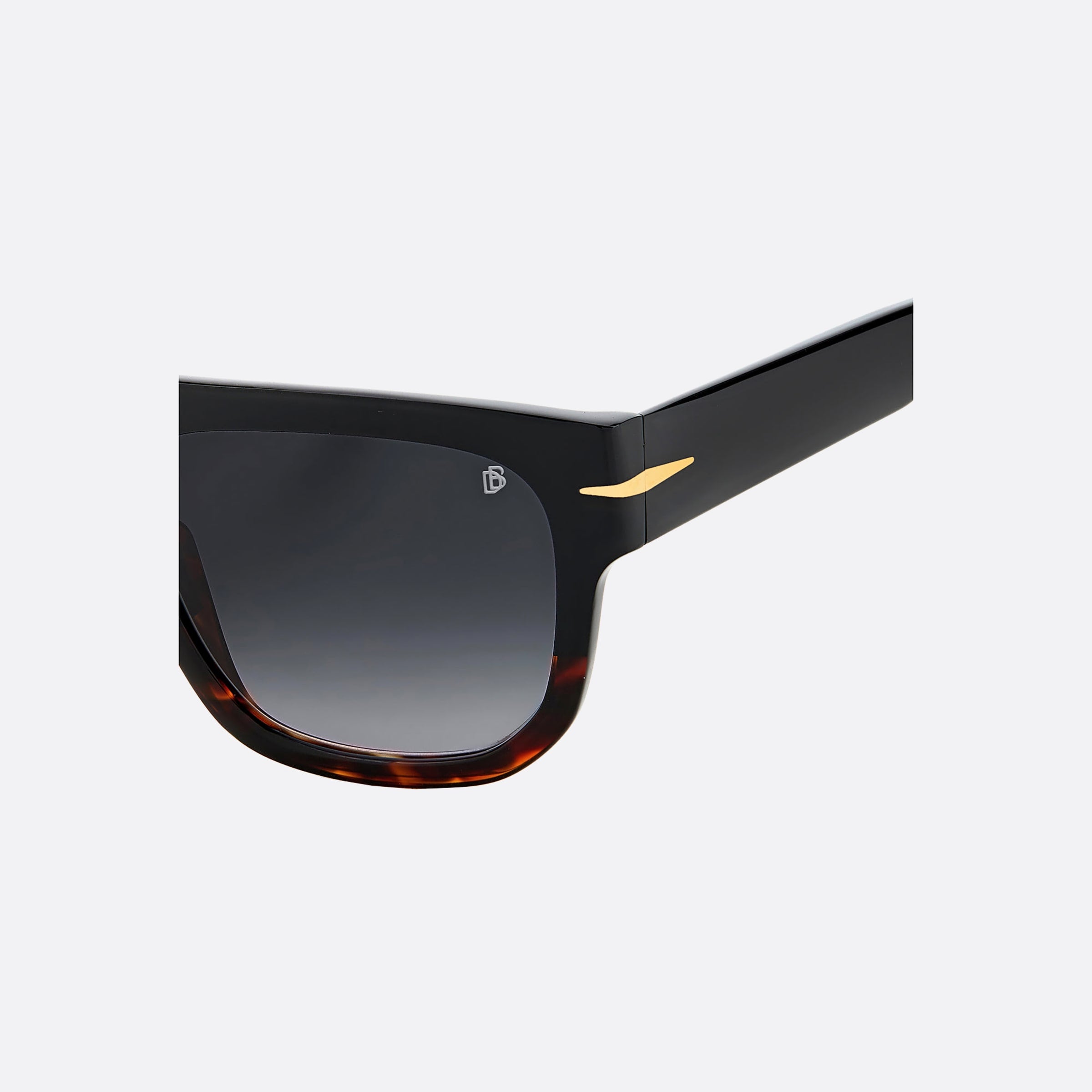 David 54mm Beckham 37n Black Geometric Men Sunglasses - Lifestyle Shot