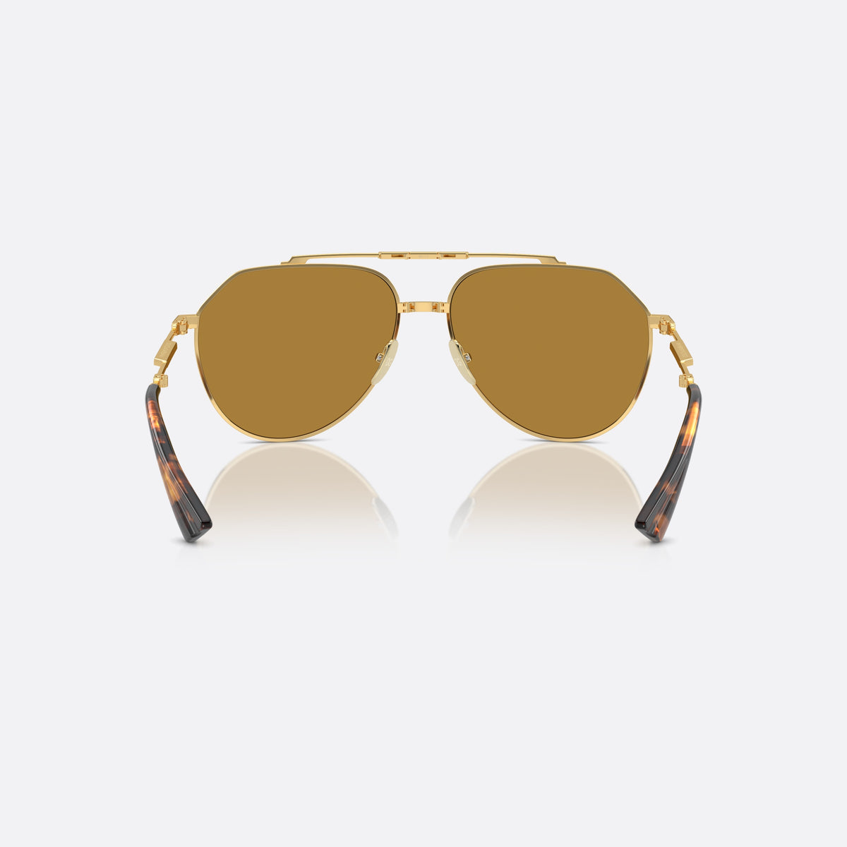 Ochelari de soare Dolce & Gabbana DG2302 02/53, pilot auriu, pentru bărbați, punte dublă cu bară superioară, vârfuri de braț conice, vedere din spate