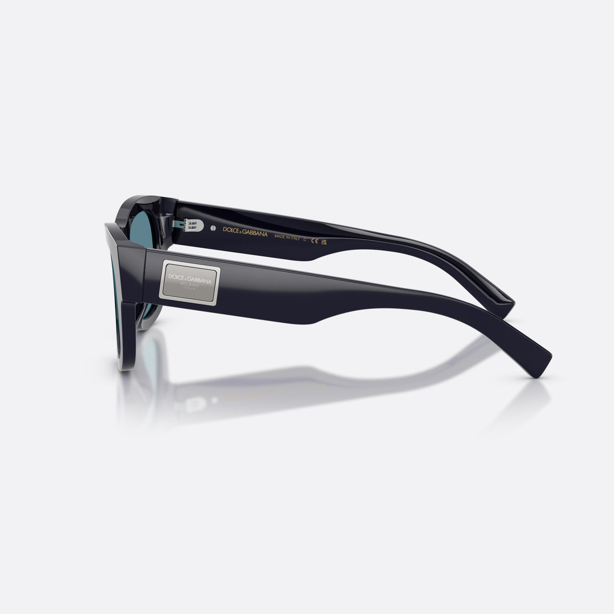 Dolce & Gabbana DG4509 309480 sunglasses, blue square frame for men, plain bridge, brand logo on plaque, full-rim frame, side view