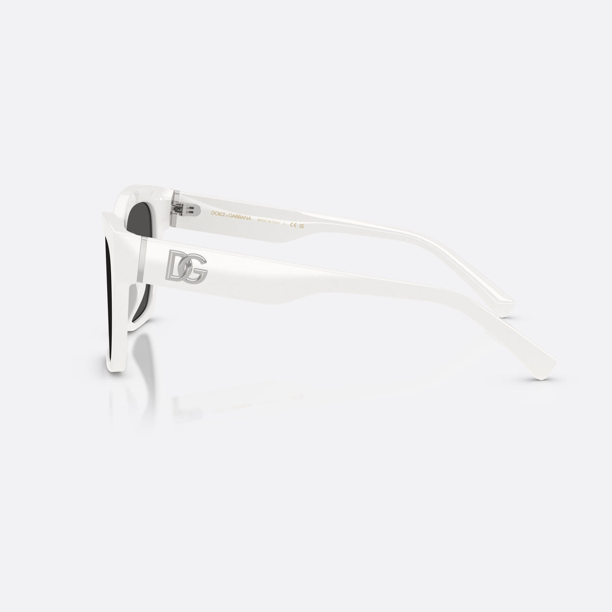 Dolce & Gabbana DG4512 331287 sunglasses, white square frame for women, plain bridge, integrated into frame, brand logo on temple, side view