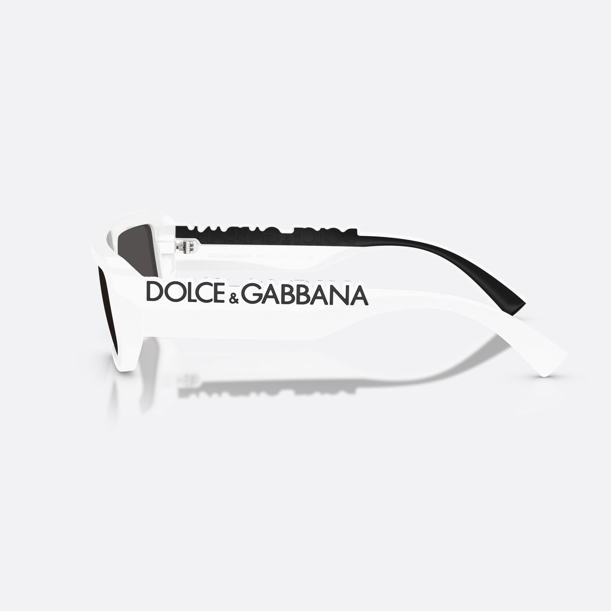 Ochelari de soare Dolce & Gabbana DG6203 331287, rectangulari alb, unisex, punte simplă, literele brandului pe brațe, ramă completă, vedere laterală