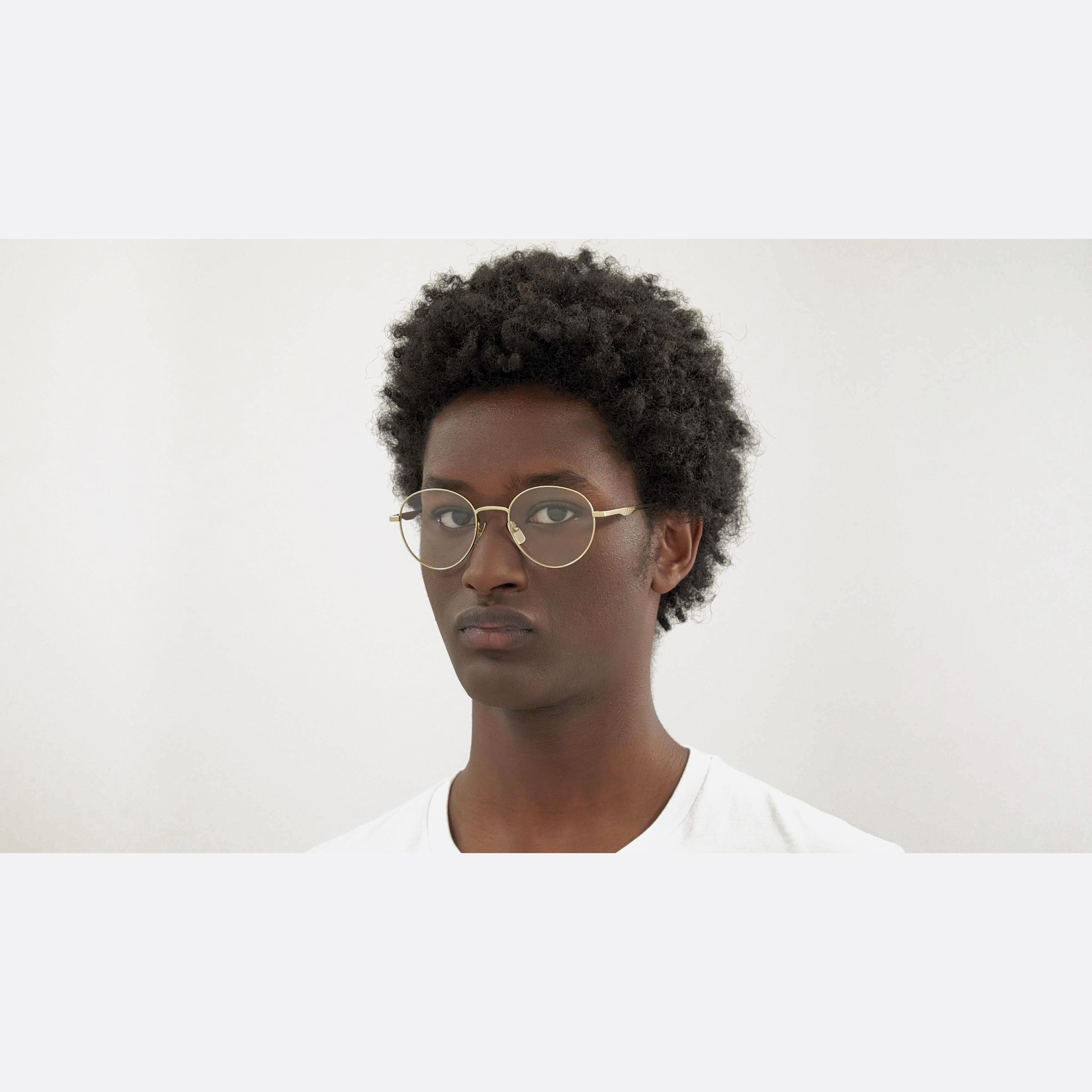 Gucci 51mm Gold Round Unisex Eyeglasses - Lifestyle Shot