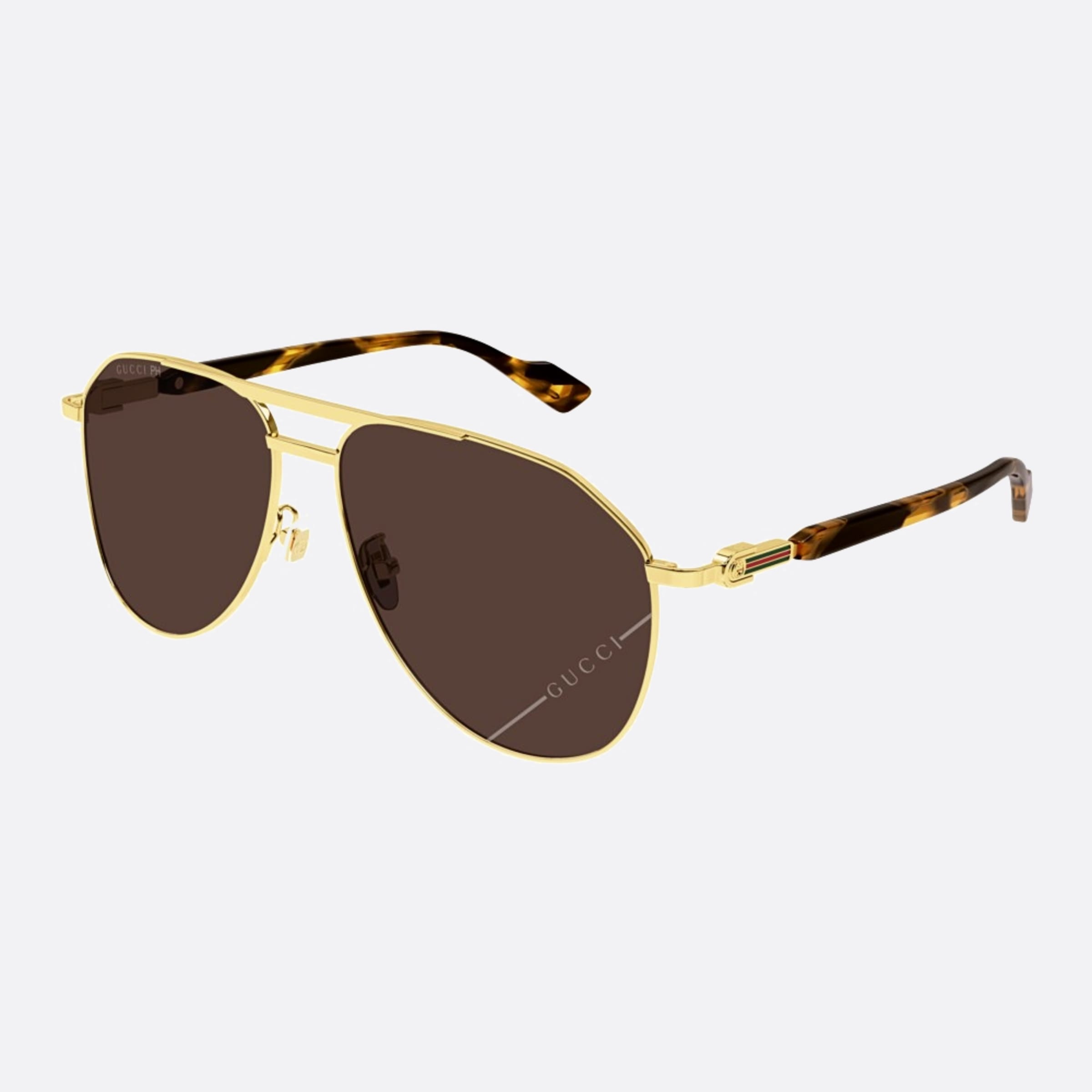 Gucci 59mm Gphb Gold Pilot Photochromic Man Sunglasses - Lifestyle Shot