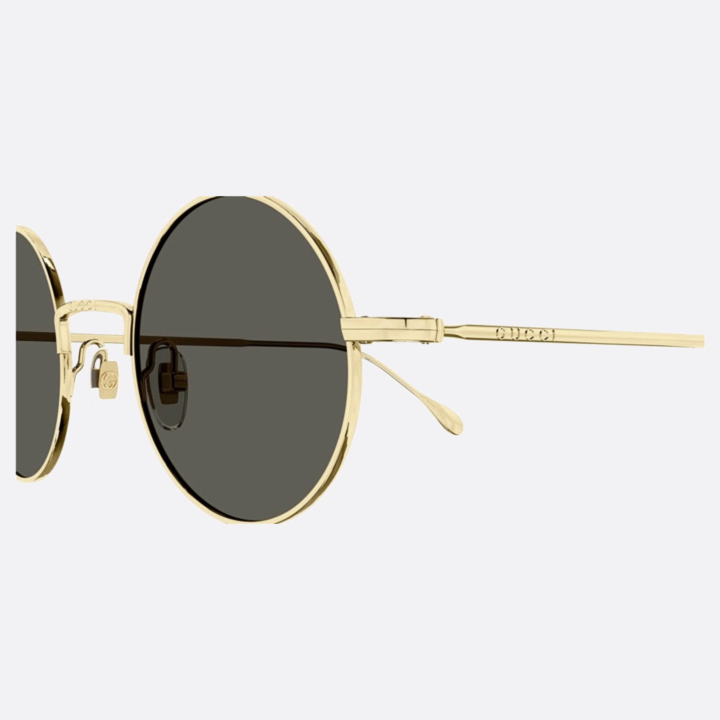Gucci 44mm Gold Round Woman Sunglasses - Lifestyle Shot