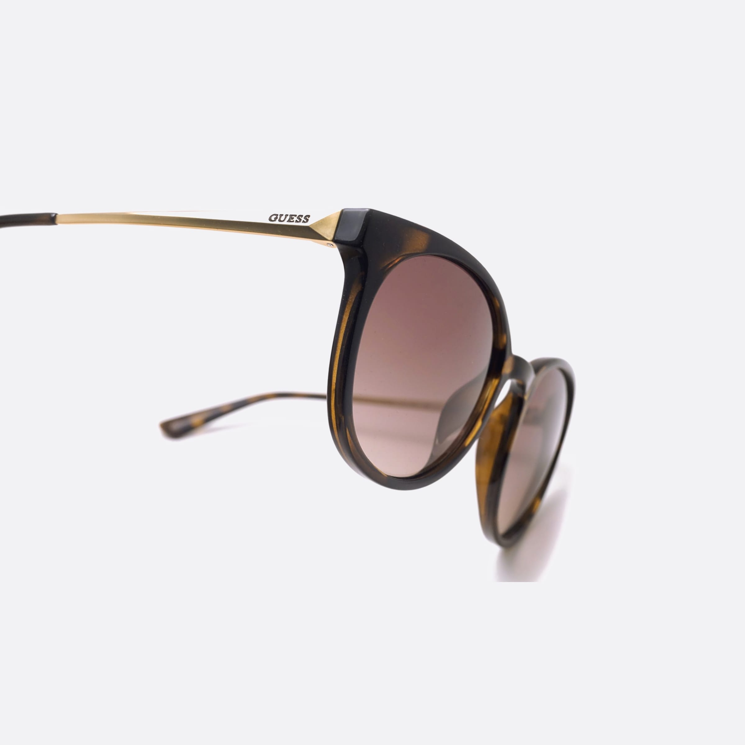 Guess 52mm Gu7503 52f Tortoise Oval Unisex Sunglasses - Detail View