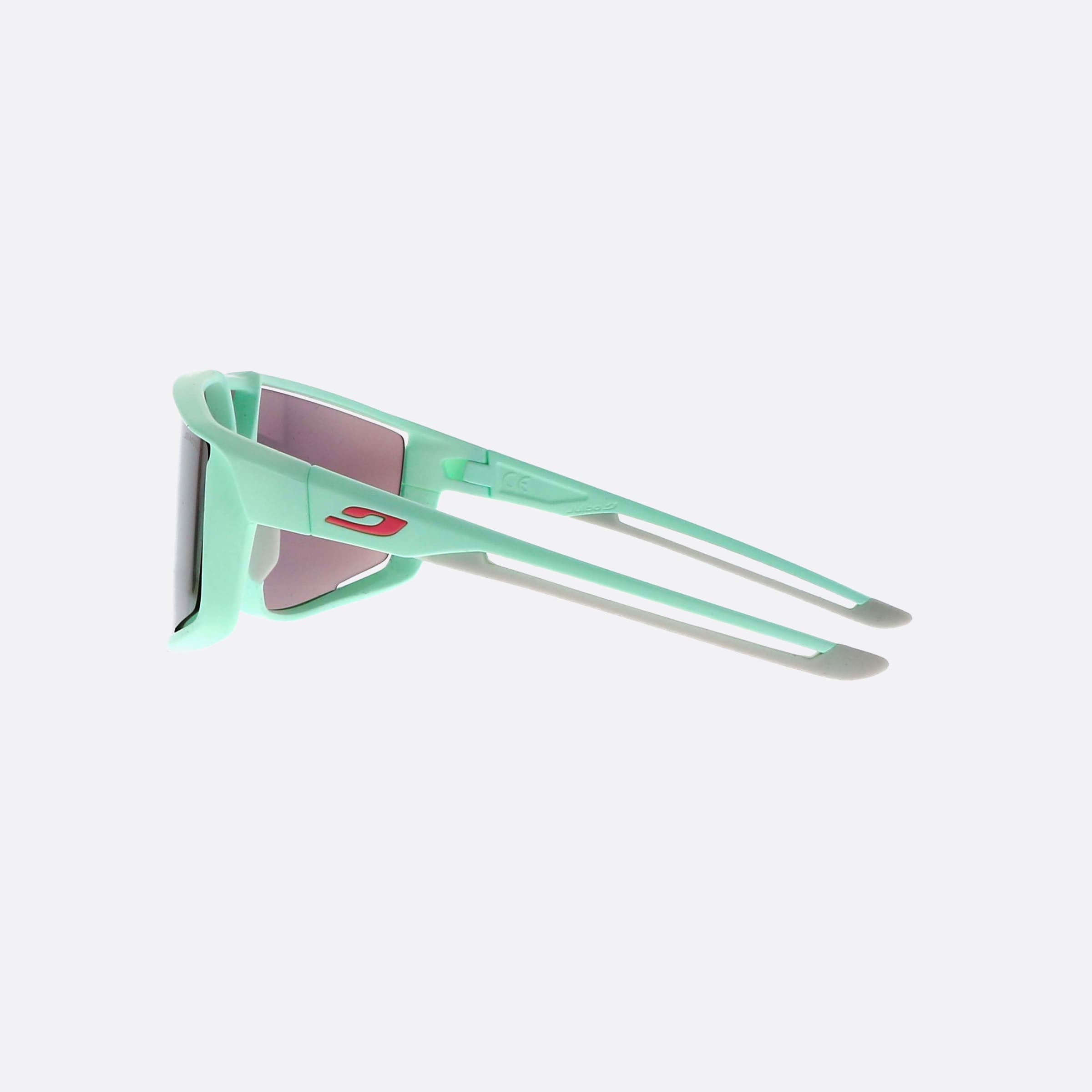 Julbo 131mm Fury J531 Green Mask Photochromic Unisex Sunglasses - Lifestyle Shot