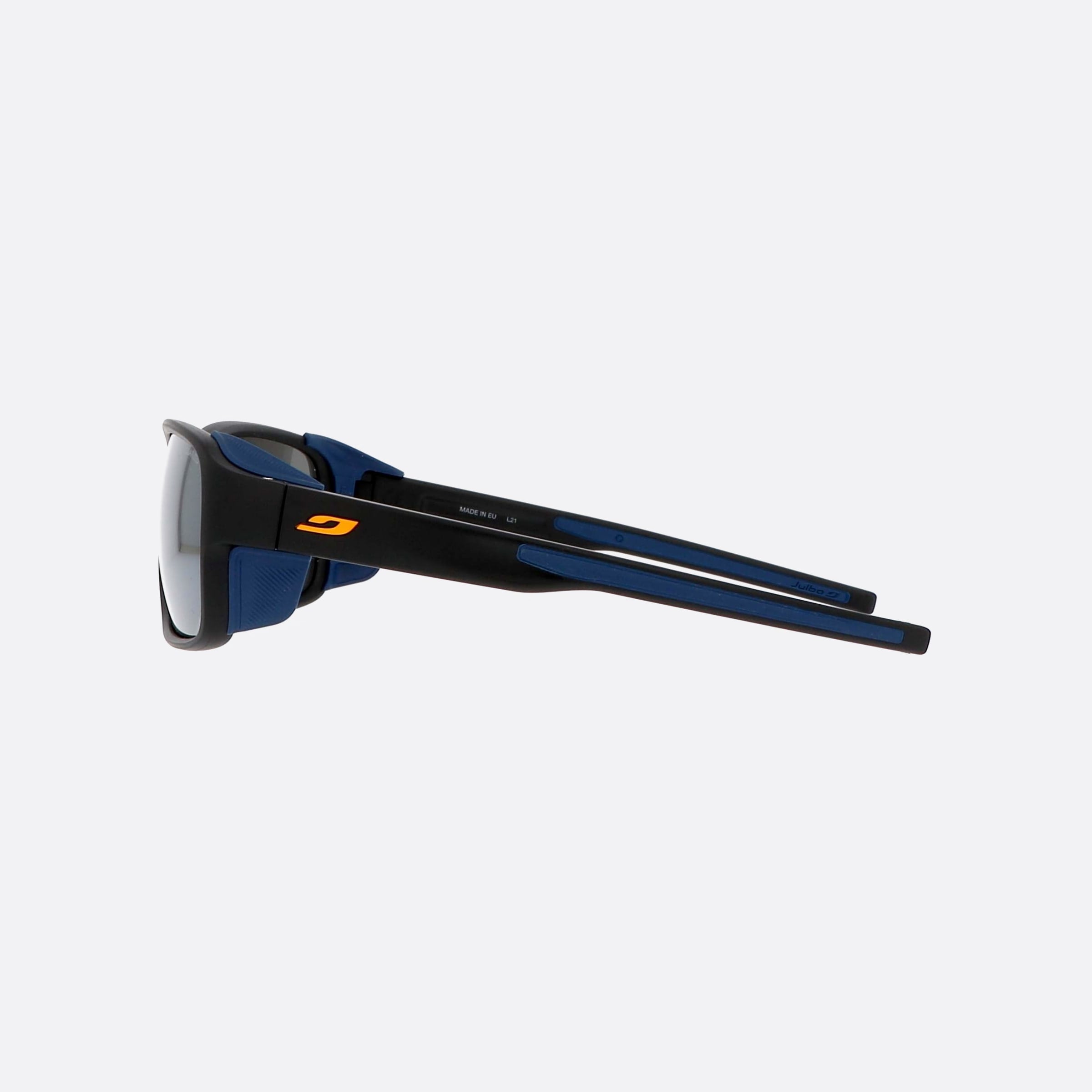 Julbo 54mm Monterosa J542 Black Oval Photochromic Polarized Unisex Sunglasses - Detail View