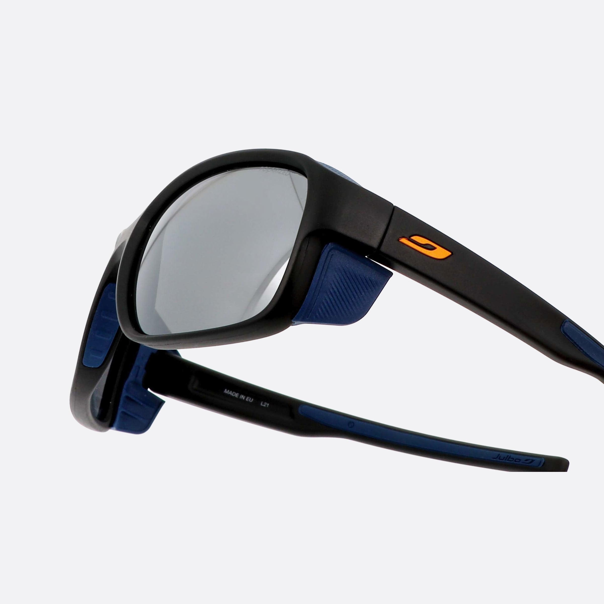 Julbo 54mm Monterosa J542 Black Oval Photochromic Polarized Unisex Sunglasses - Lifestyle Shot