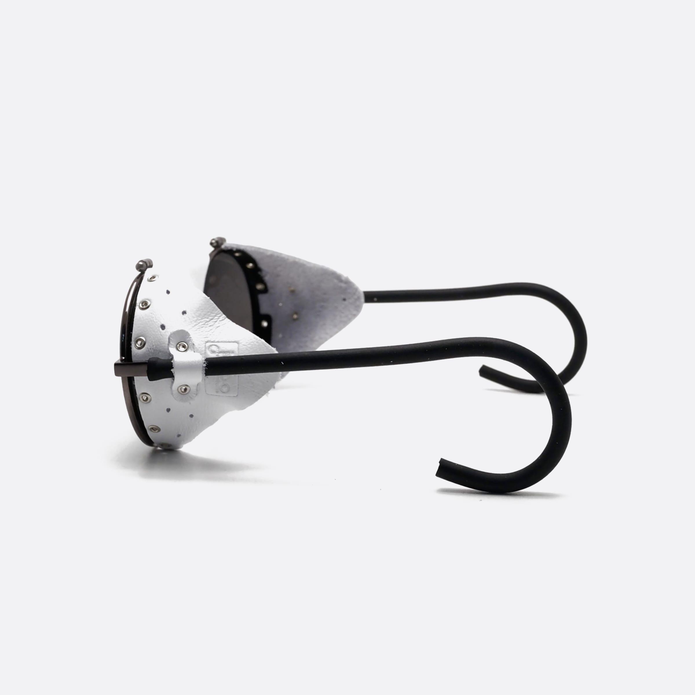 Julbo 51mm Vermont J010 Vermont Vermont Silver Round Unisex Sunglasses - Detail View