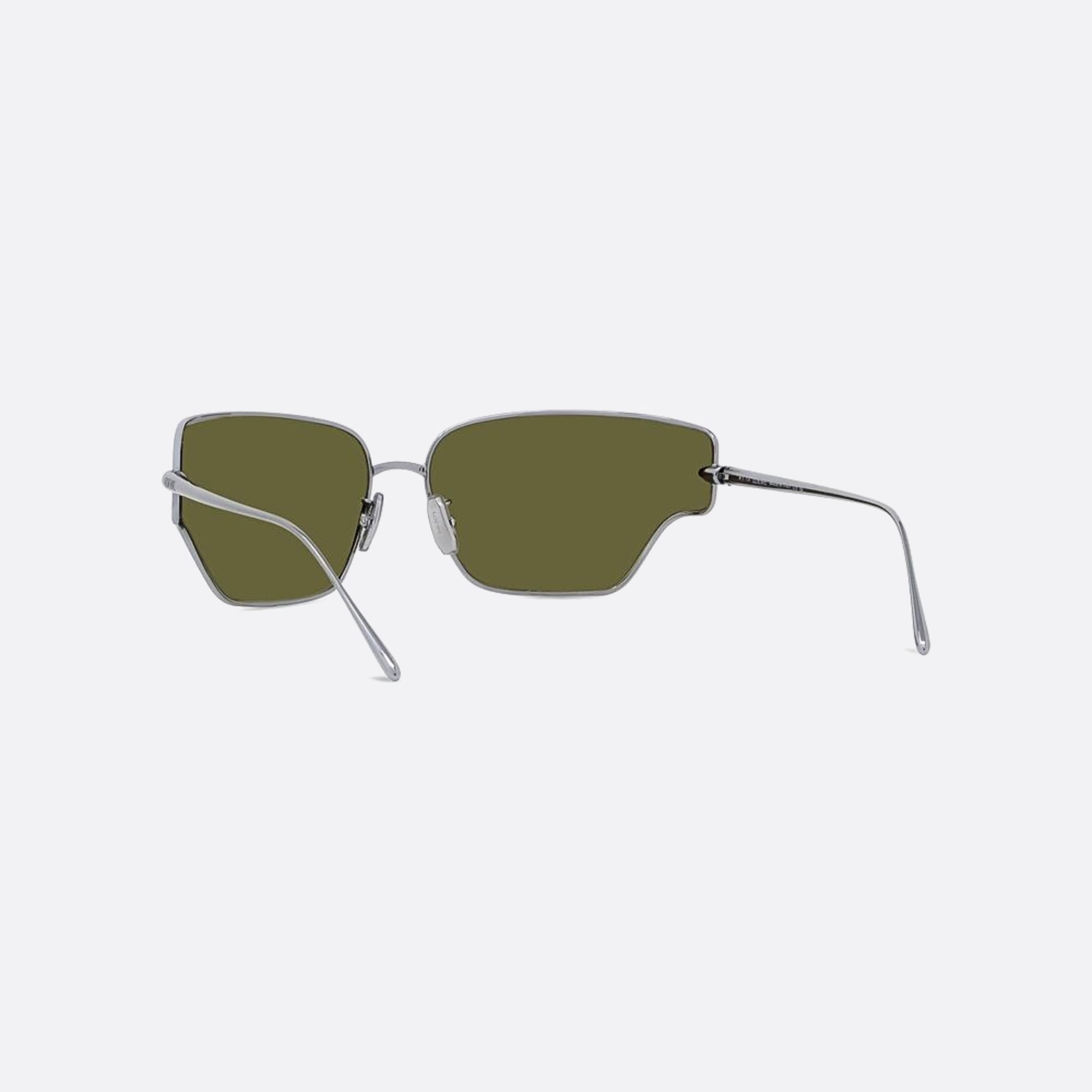 Loewe 70mm Signature 14n Black Geometric Women Sunglasses - Lifestyle Shot