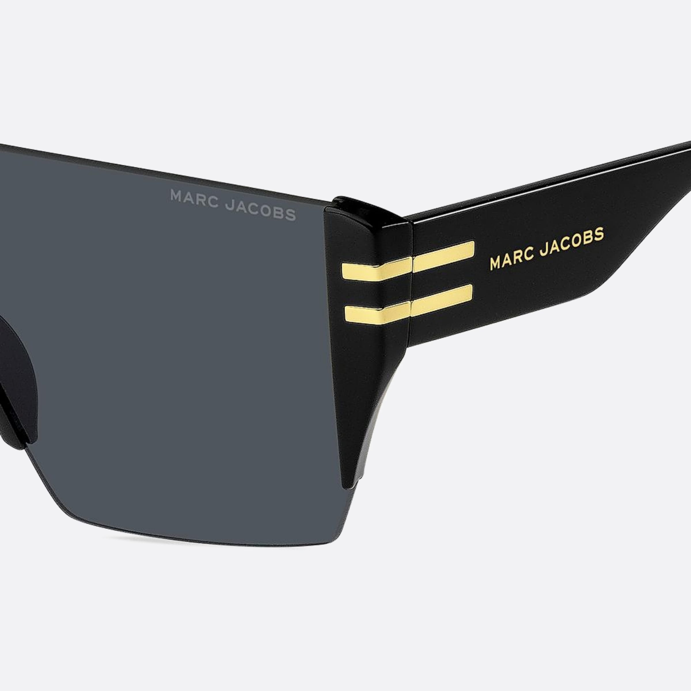 Marc 99mm Jacobs Marc Black Shield Men Sunglasses - Lifestyle Shot