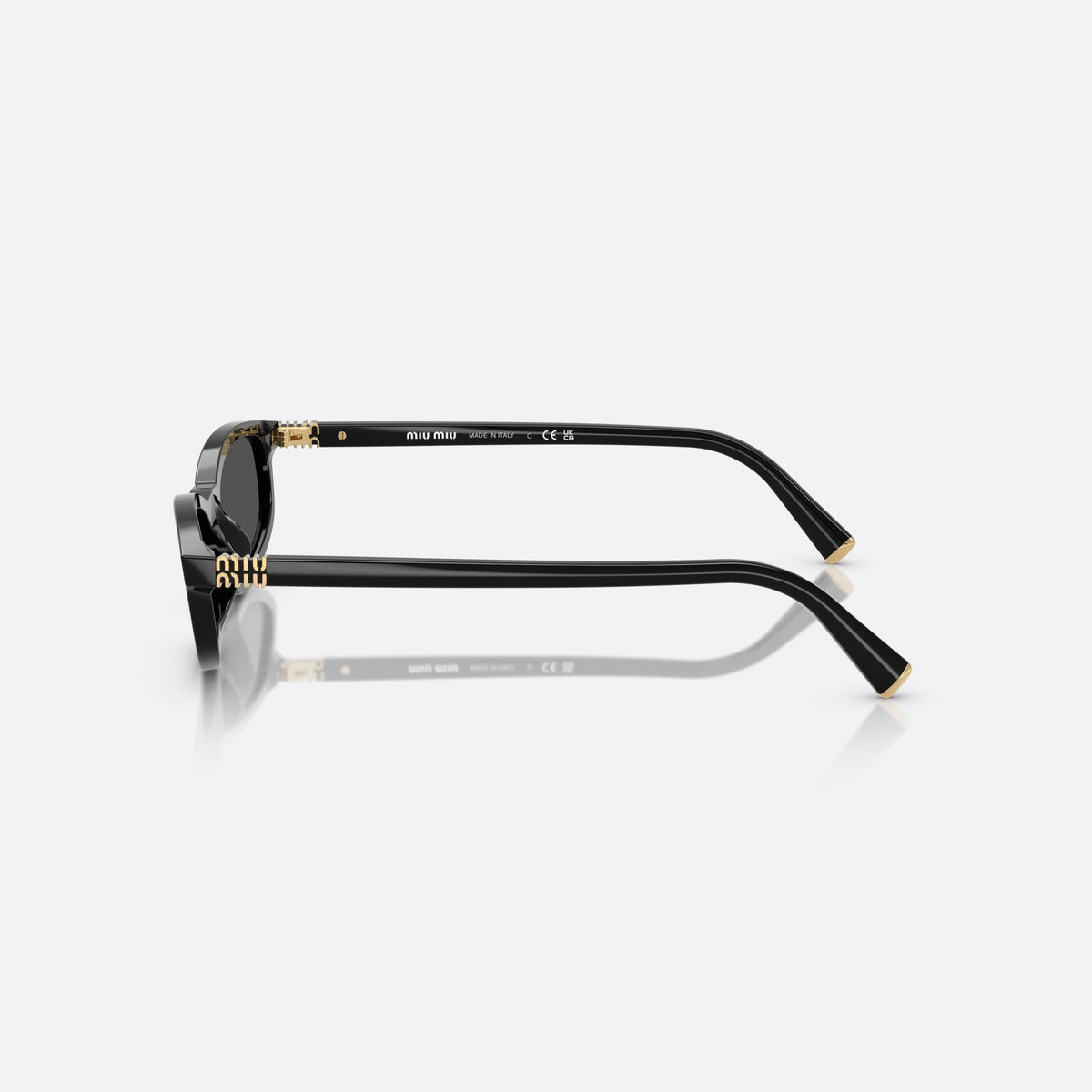 Ochelari de soare Miu Miu 0MU A06S 16K08Z, ovali negru, pentru femei, punte simplă, literele brandului pe brațe, ramă completă, vedere laterală