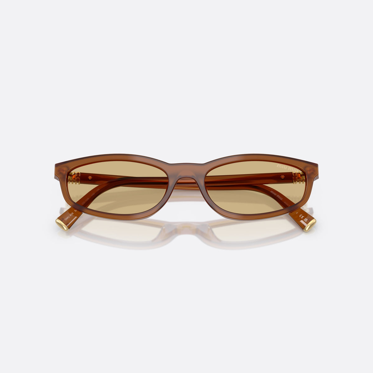 Ochelari de soare Miu Miu MU A06S 22I10R, neregulat maro, pentru femei, punte integrată simplă, placă cu logo-ul brandului pe braț, cu brațele pliate