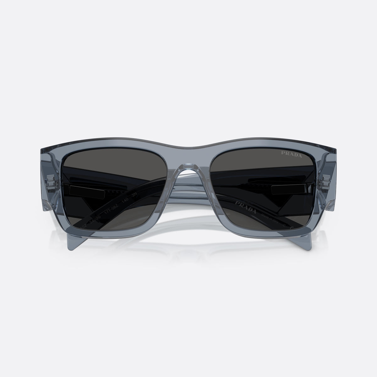 Ochelari de soare Prada PR 10ZS 17T08Z, pillow albastru, pentru bărbați, punte simplă integrată, literele brandului pe brațe, cu brațele pliate