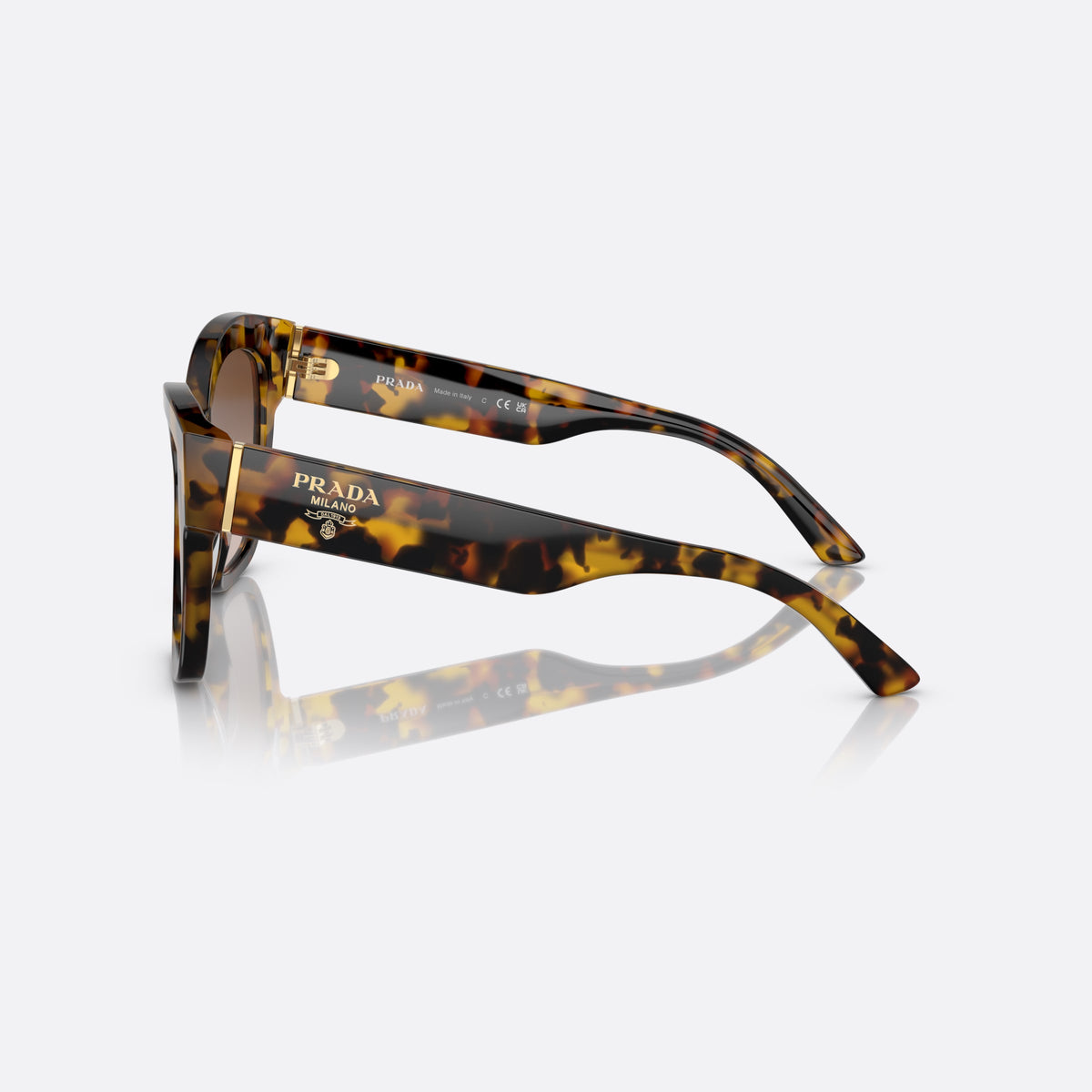 Prada PR 17ZS VAU-6S1 sunglasses, havana square frame for women, plain bridge, brand lettering on temples, full-rim frame, side view