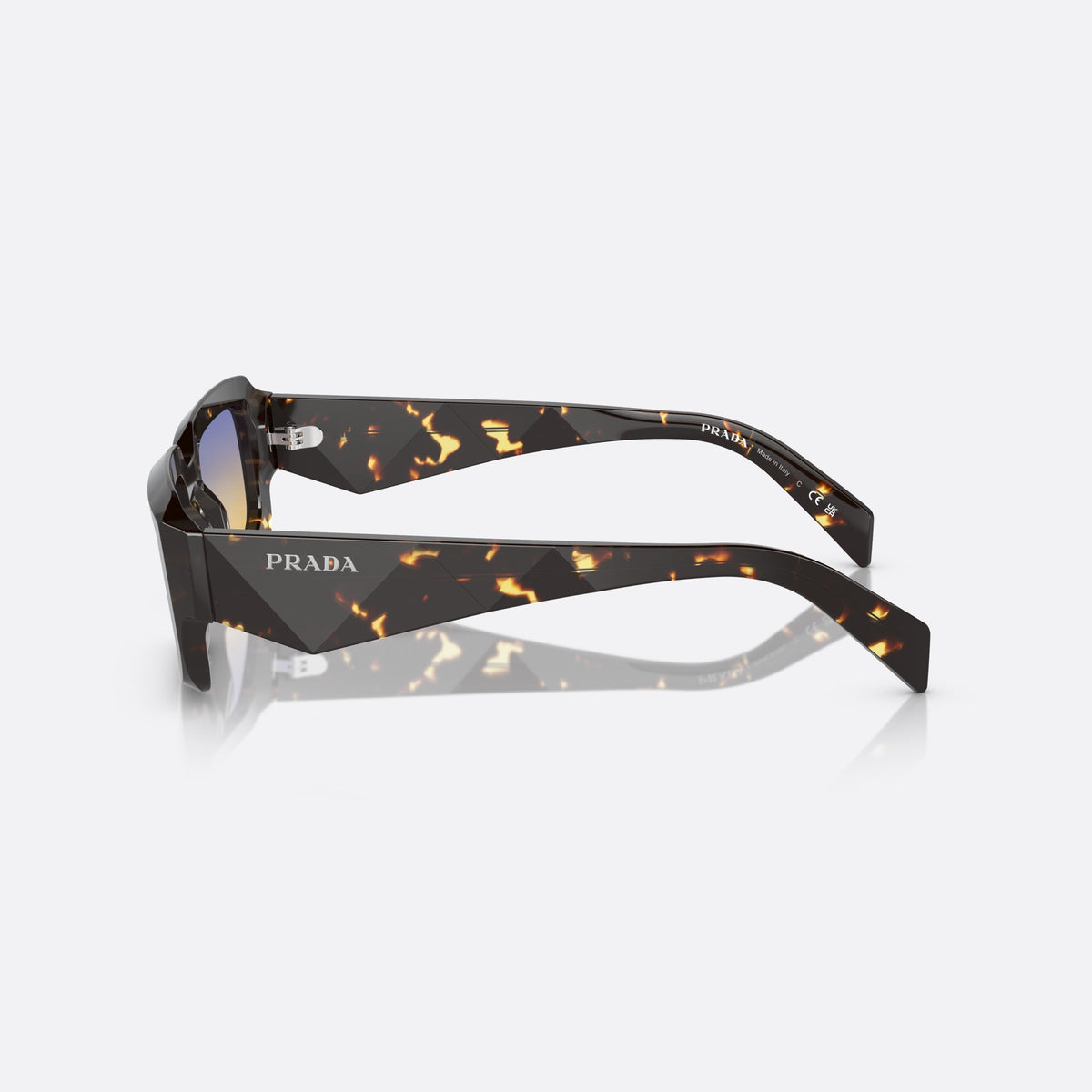 Prada PR 27ZS 16O50E BLDB sunglasses, black geometric frame for men, plain bridge, integrated front, brand lettering on temples, side view