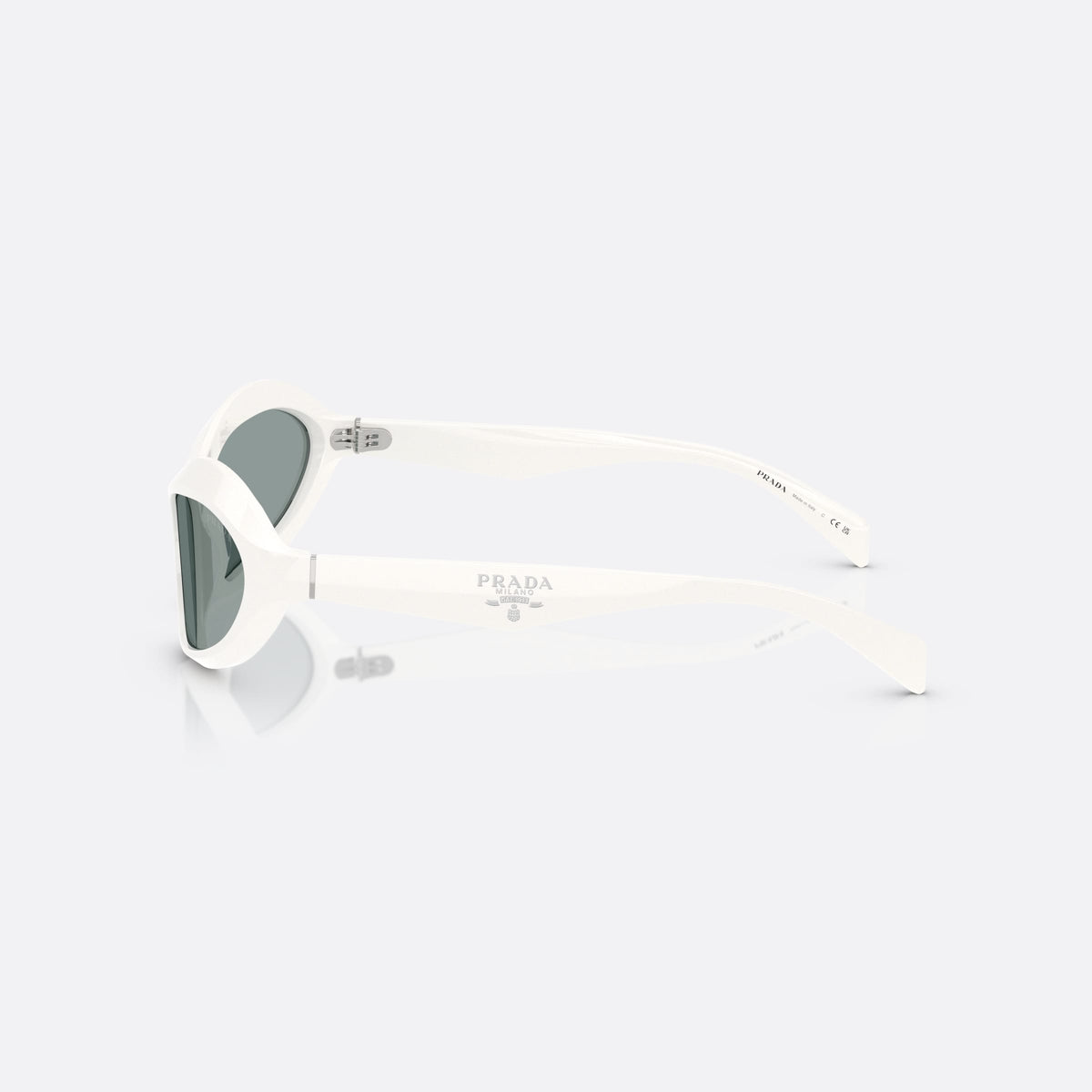 Ochelari de soare Prada PR A20S 17K3C2, neregulat alb, pentru femei, punte simplă integrată, litere ale brandului pe brațe, vedere laterală