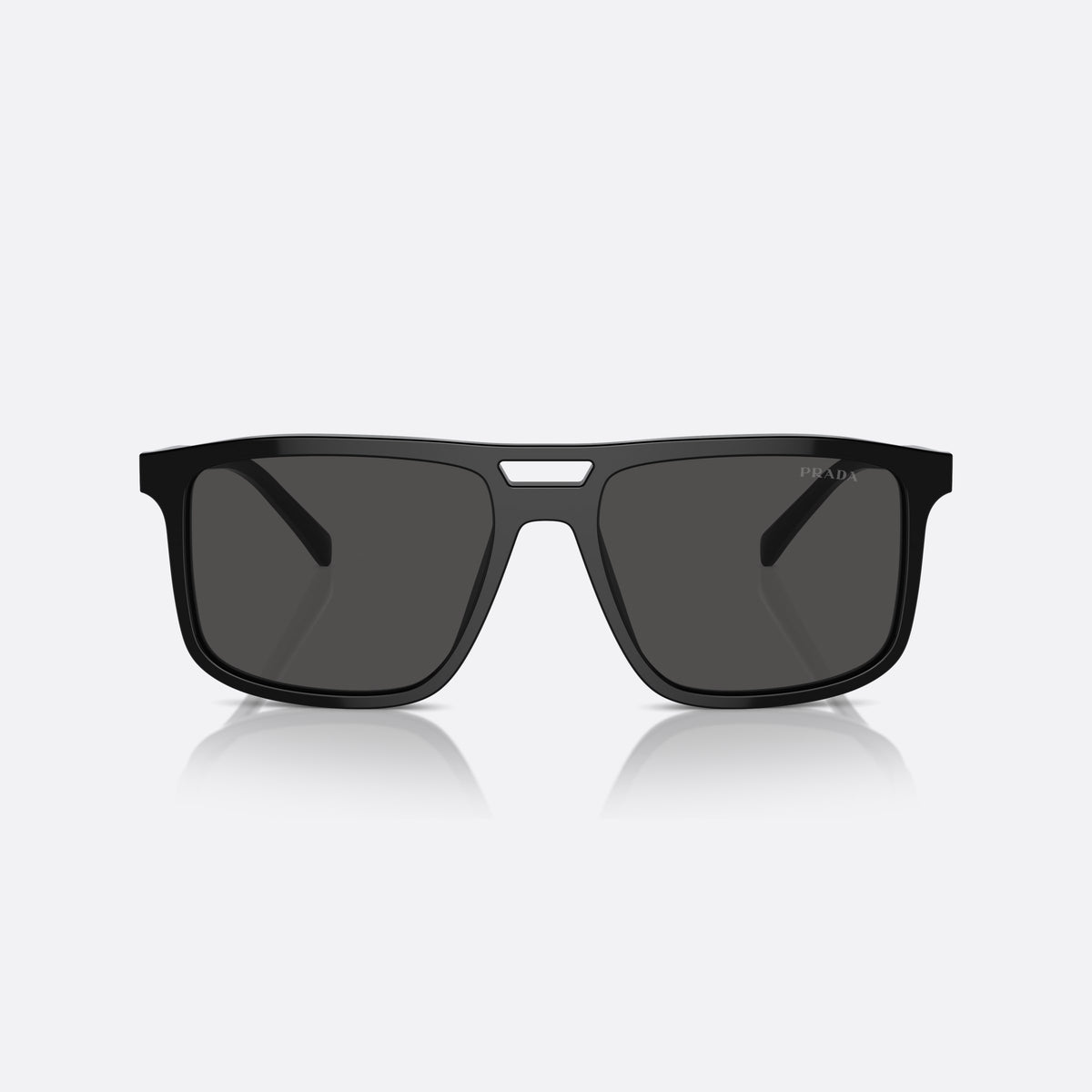 Ochelari de soare Prada PR A22S A22S, rectangulari negru, pentru bărbați, punte keyhole, litere ale brandului pe brațe, ramă completă, vedere din față