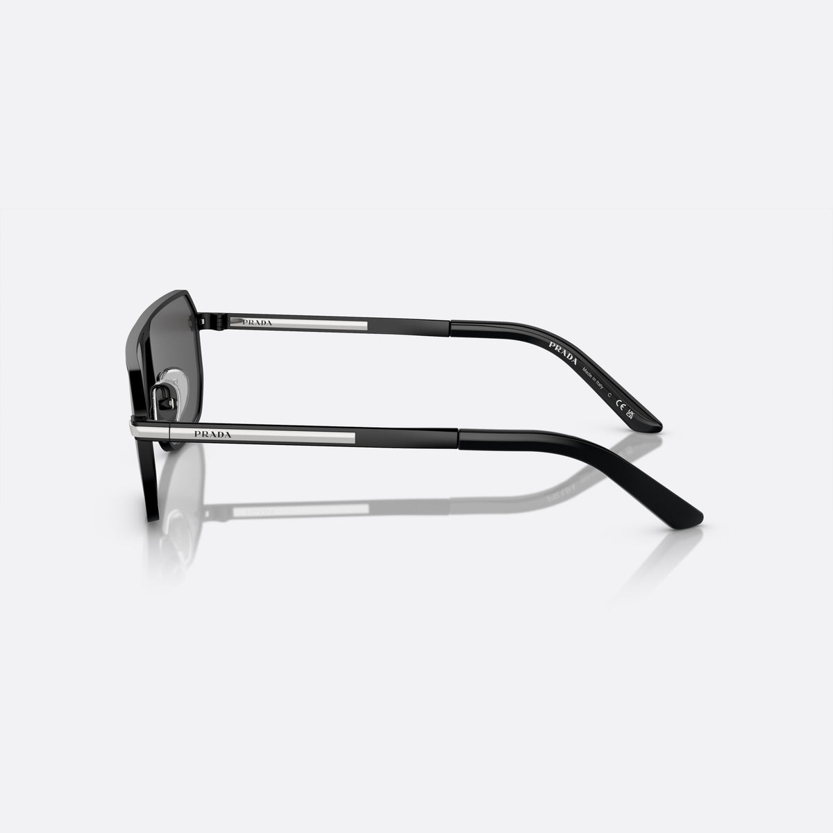 Ochelari de soare Prada PR A53S 1BO-5S0 V, rectangulari negru, pentru bărbați, punte dublă cu bară metalică, literele brandului pe brațe