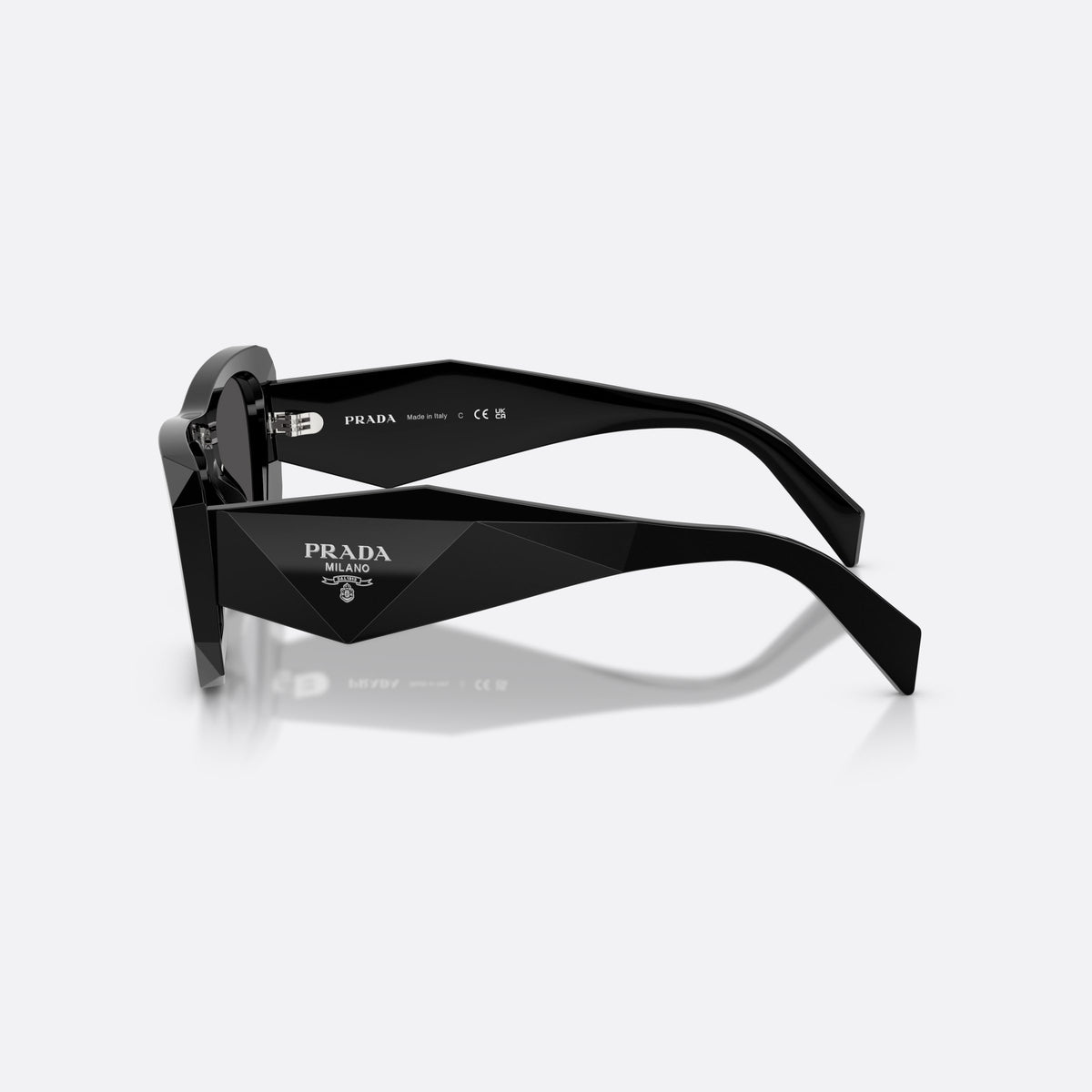 Prada PR B18S 16K08Z sunglasses, black square frame for women, plain bridge, brand lettering on temples, full rim, side view