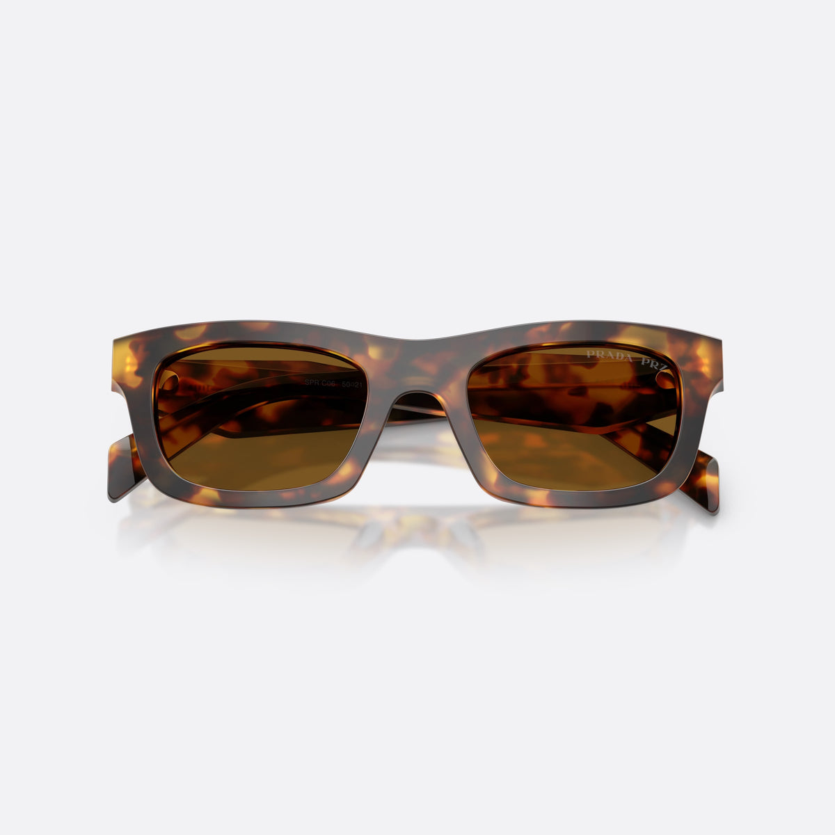 Ochelari de soare Prada PR C06S 14L10U, pillow havana, pentru femei, punte simplă cu arc larg, literele brandului pe brațe, cu brațele pliate
