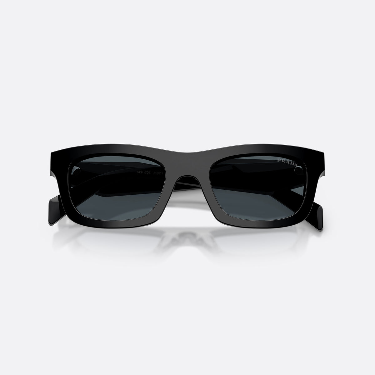 Ochelari de soare Prada PR C06S 16K70B, pillow negru, pentru femei, punte simplă, literele brandului pe brațe, ramă completă, cu brațele pliate