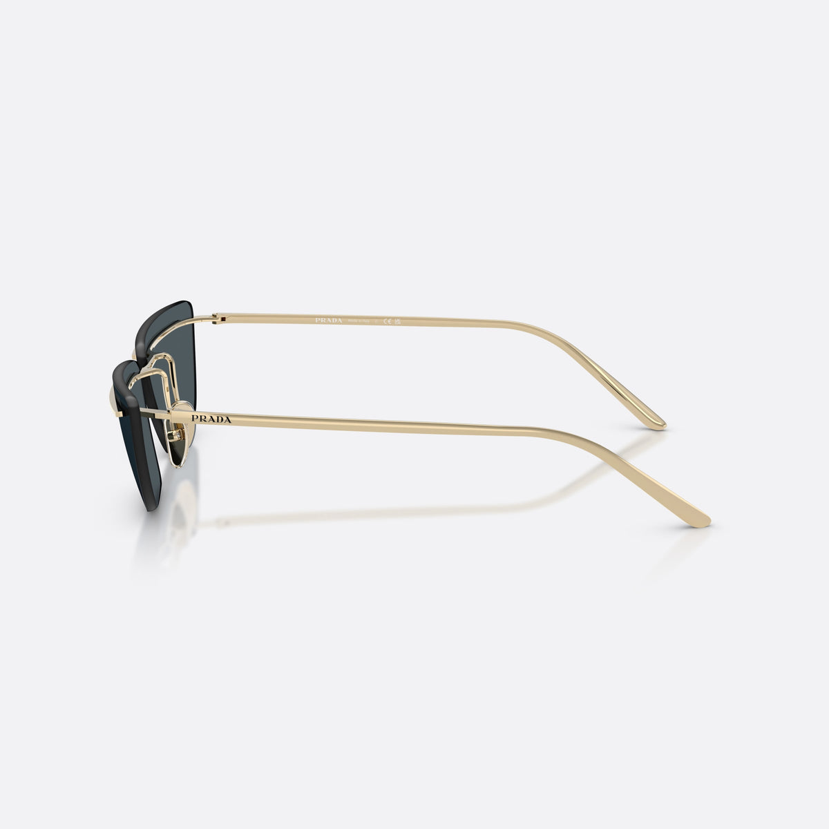 Ochelari de soare Prada PR C52S ZVN70B, fluture auriu, pentru femei, punte metalică subțire simplă, literele brandului pe brațe, vedere laterală