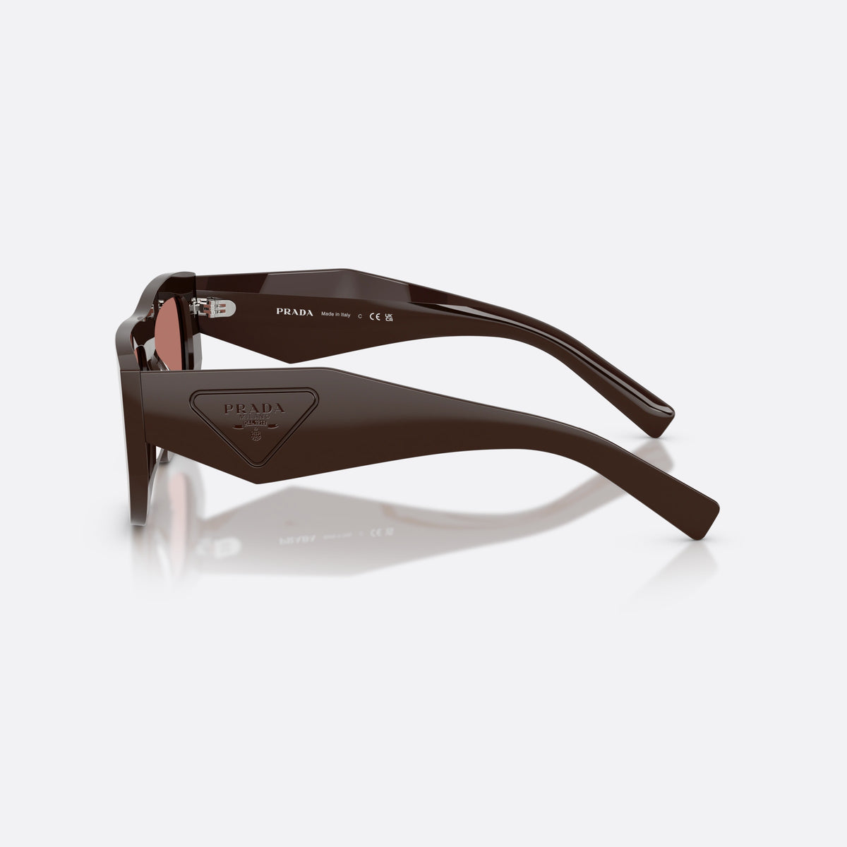 Prada PR D04SU 27I80W sunglasses, brown irregular frame for women, plain integrated bridge, brand lettering on temples, side view