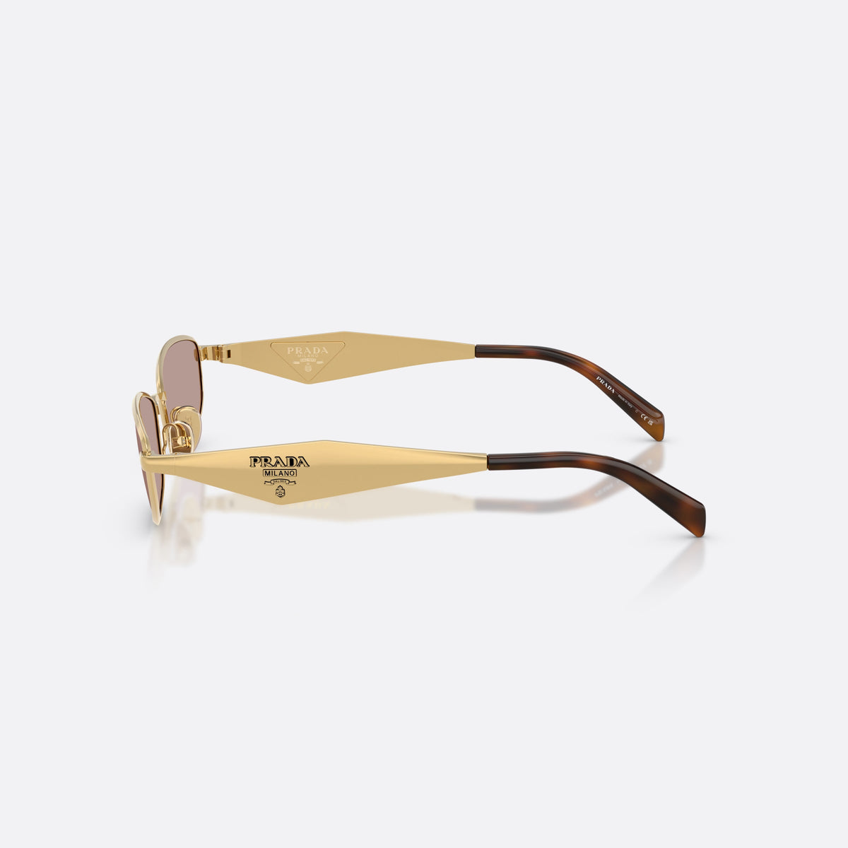 Ochelari de soare Prada PR D51S 5AK20I, ovali auriu, pentru femei, punte metalică simplă, literele brandului pe brațe, vedere laterală