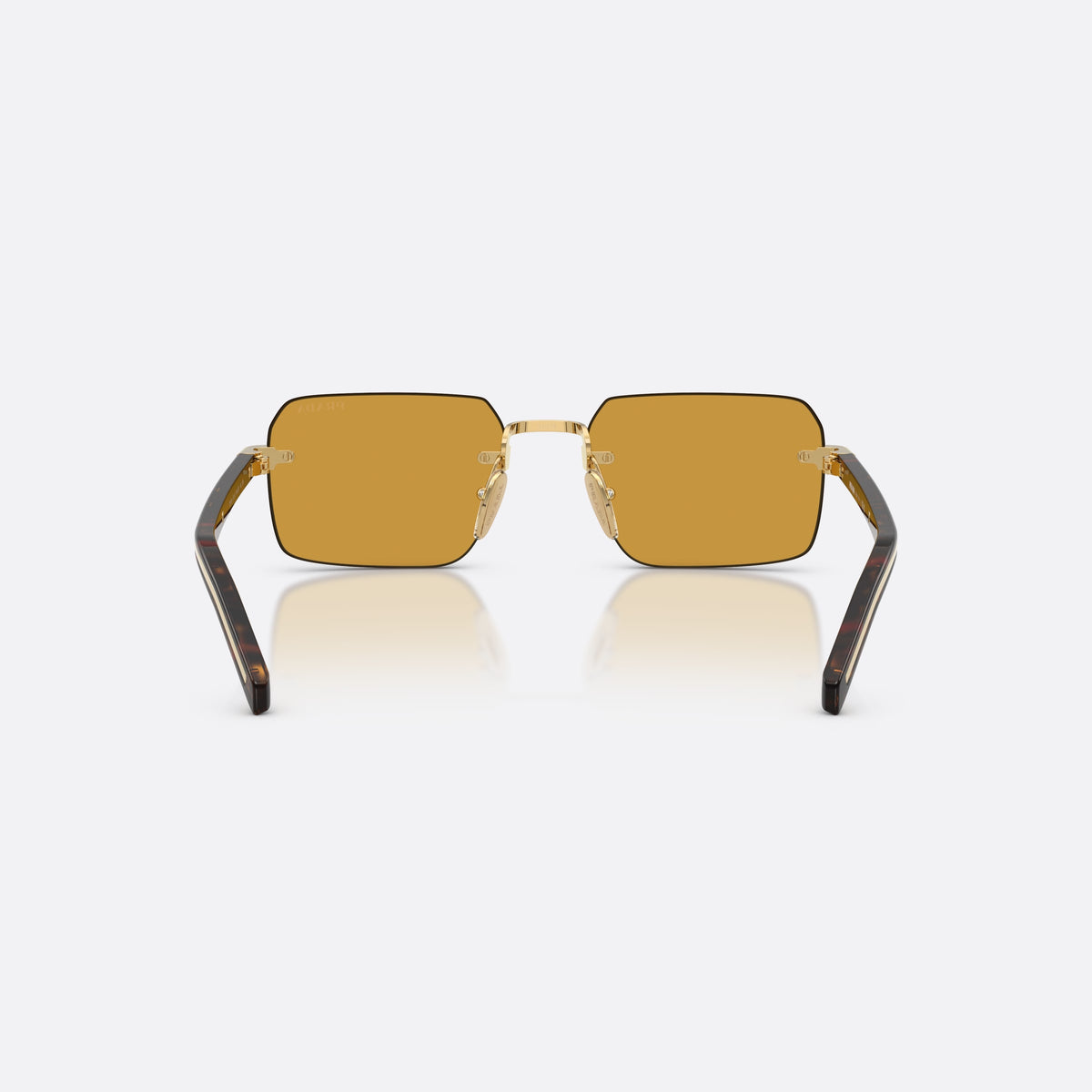 Ochelari de soare Prada PR D55S 5AK50P, rectangulari auriu, pentru bărbați, punte metalică simplă, literele brandului pe brațe, vedere din spate