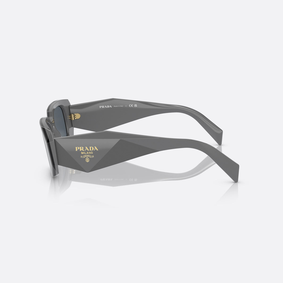 Ochelari de soare Prada PRADA PR 17WS 11N-09T, geometrica gri, pentru femei, punte integrată simplă, litere ale brandului pe brațe, vedere laterală