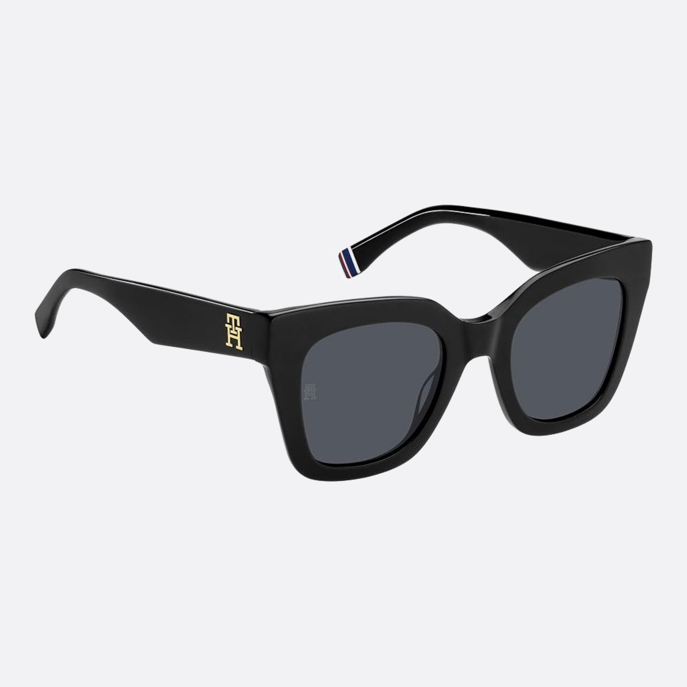 Tommy 50mm Hilfiger Black Squared Women Sunglasses - Lifestyle Shot