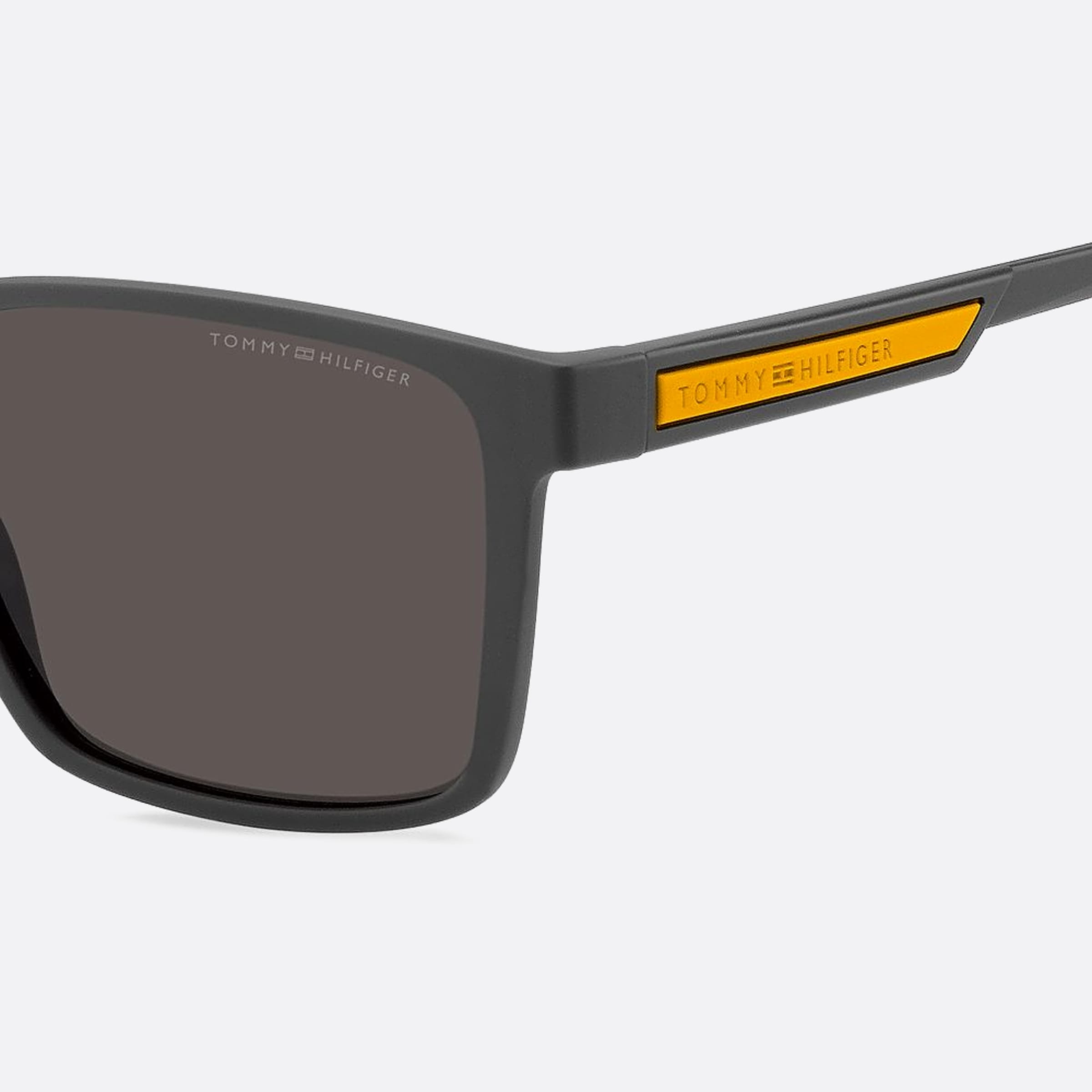 Tommy 55mm Hilfiger Fre Grey Squared Men Sunglasses - Detail View