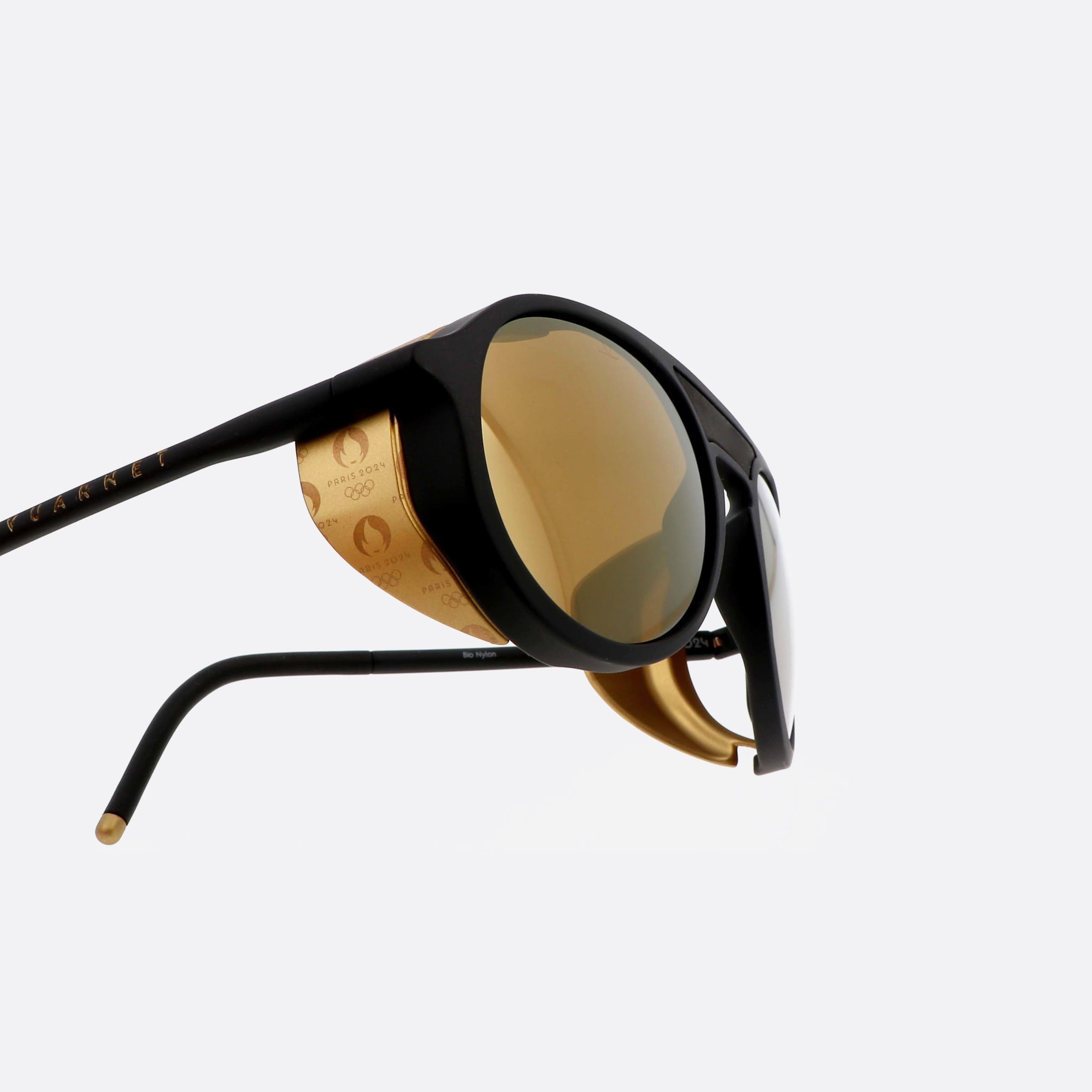 Vuarnet 51mm Ice Round Vl2024 Jo04 Black Round Men Sunglasses - Lifestyle Shot