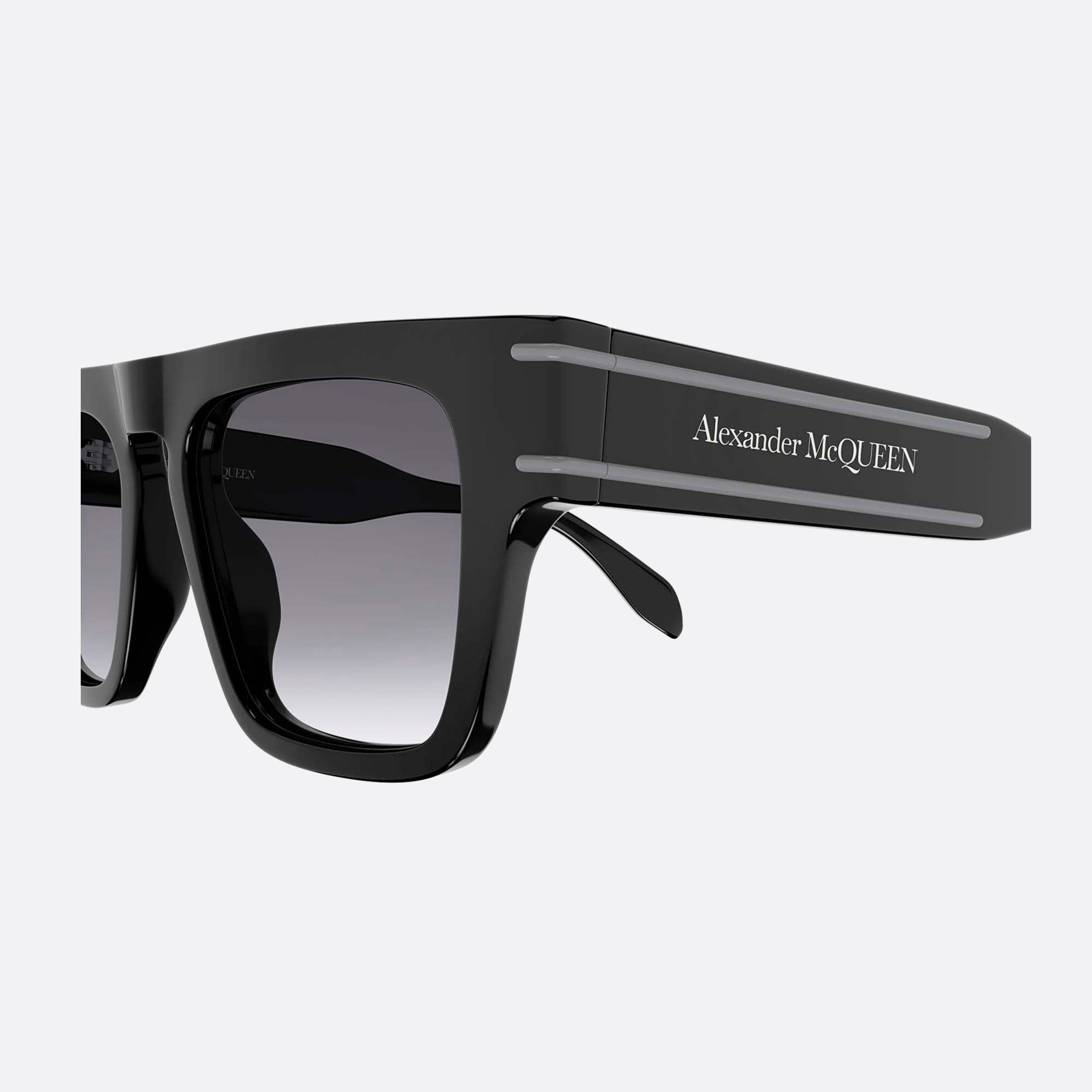 Alexander 52mm Mcqueen Black Squared Man Sunglasses - Detail View