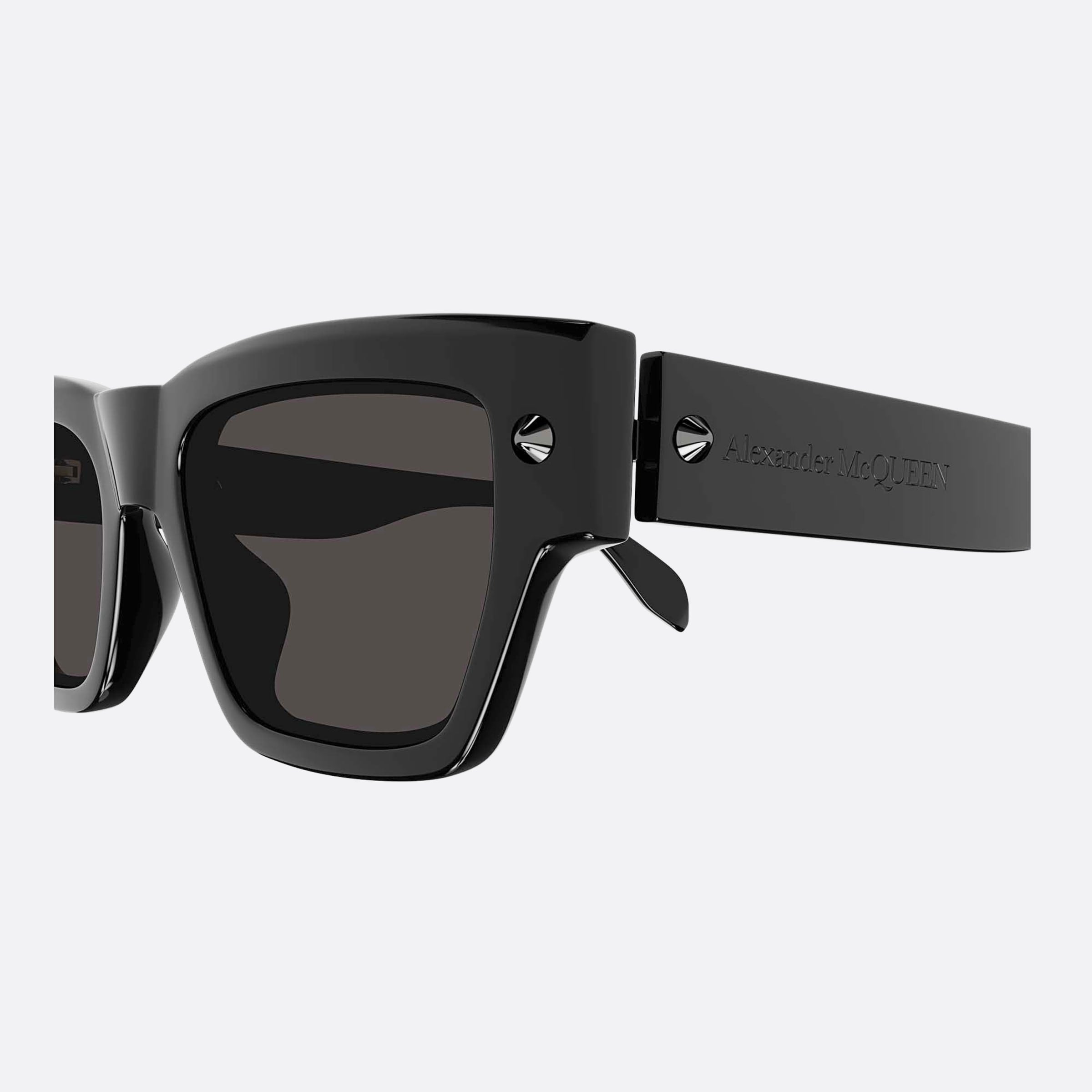 Alexander 53mm Mcqueen Black Squared Man Sunglasses - Detail View