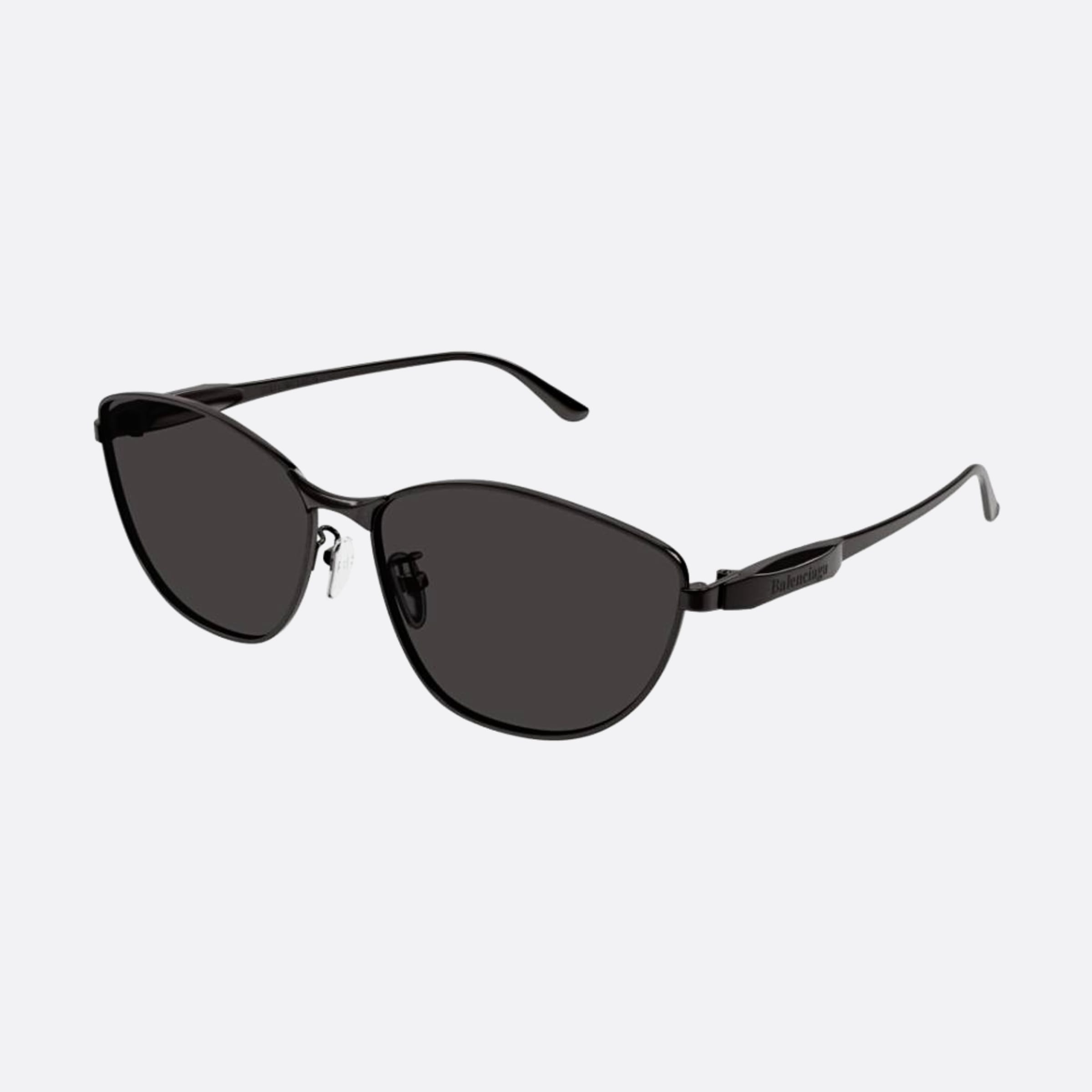 Balenciaga 62mm Black Squared Woman Sunglasses - Side View