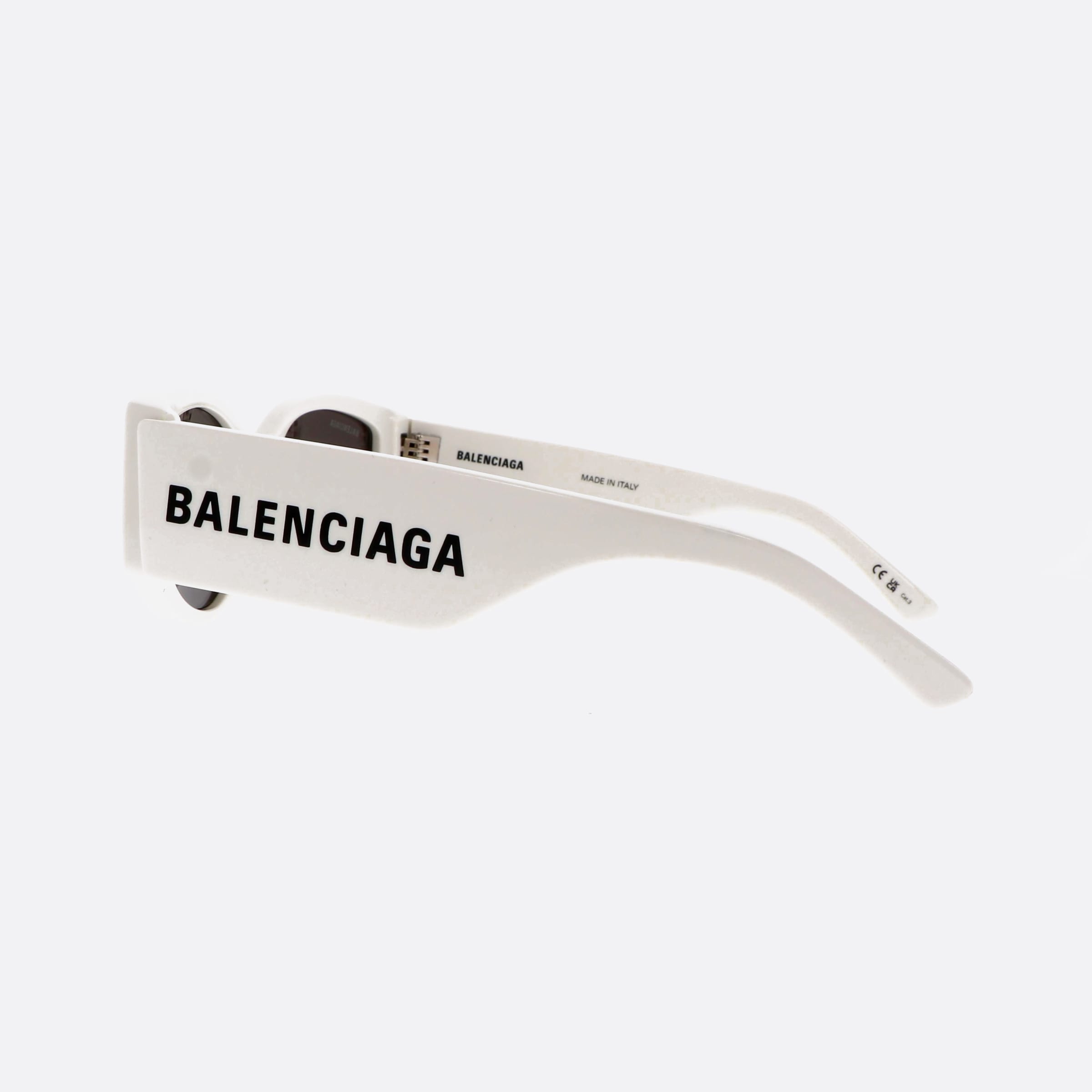 Balenciaga 58mm Everyday White Geometric Woman Sunglasses - Detail View