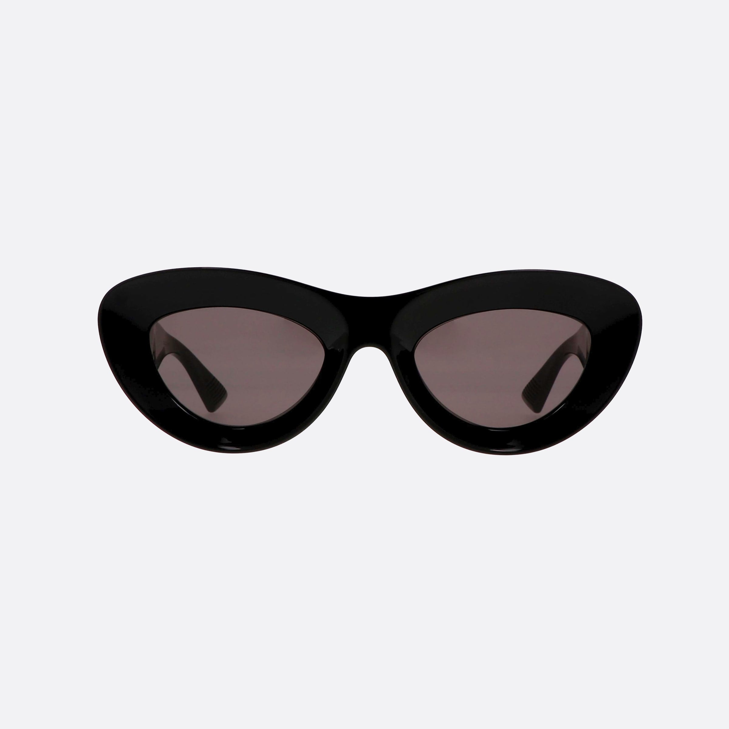 Bottega 51mm Veneta Black Cat Eye Woman Sunglasses - Side View