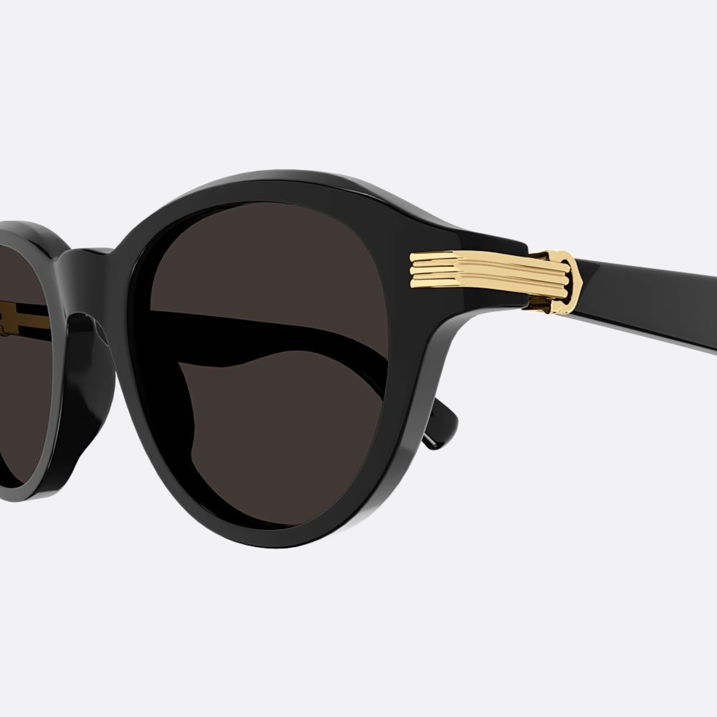 Cartier 51mm Black Squared Men Sunglasses - Detail View