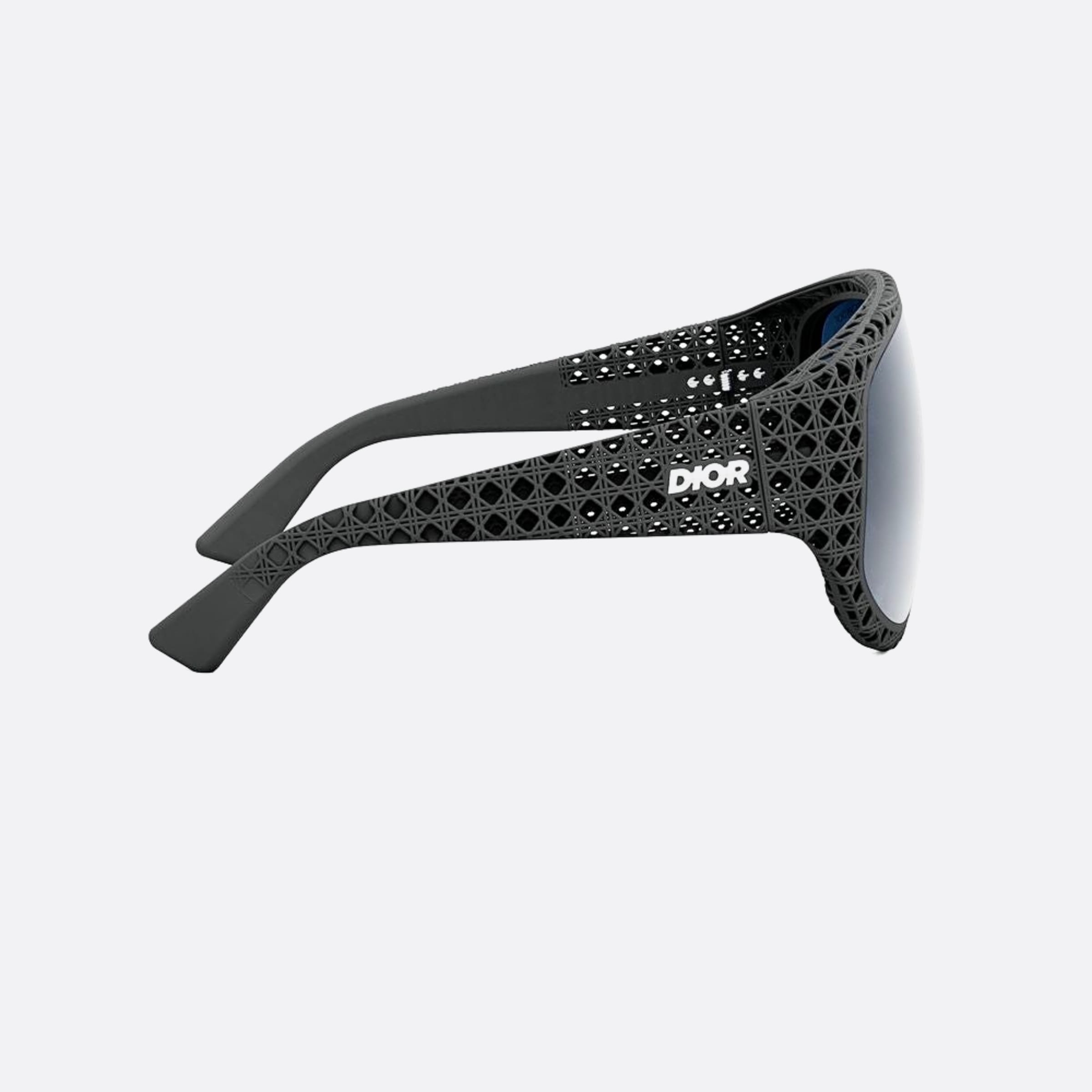 Dior Dior3d M1u 11b0 Black Shield Men Sunglasses - Additional Angle