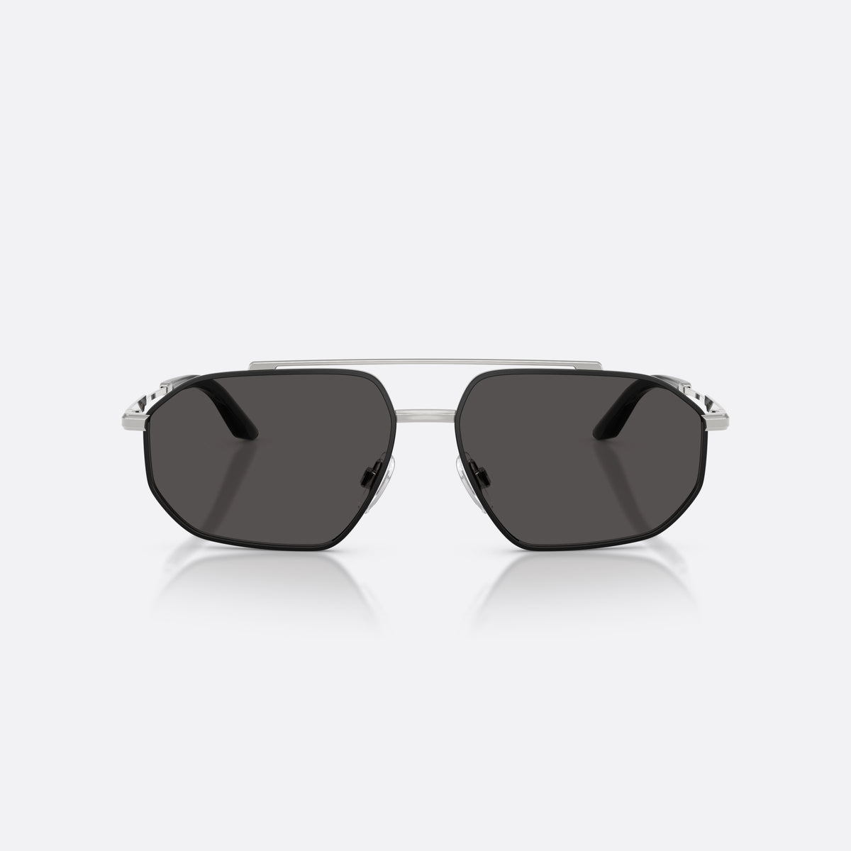 Ochelari de soare Dolce & Gabbana DG2328 132487, pilot argintiu, pentru bărbați, punte dublă cu bară superioară, logo al brandului pe brațe, vedere din față
