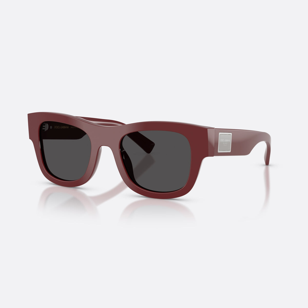 Dolce & Gabbana DG4509 309187 sunglasses, red square frame for men, plain bridge, integrated into frame, full-rim frame