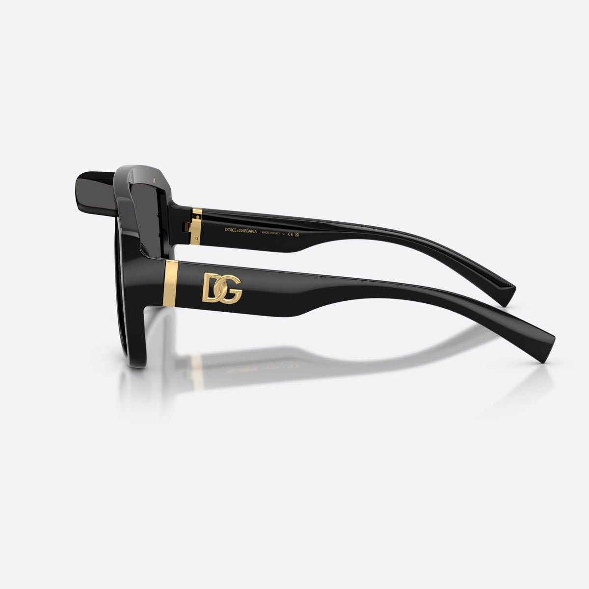 Dolce & Gabbana DG6205 501/87 sunglasses, black pilot frame, unisex, integrated bridge with logo plaque, brand logo on bridge, side view